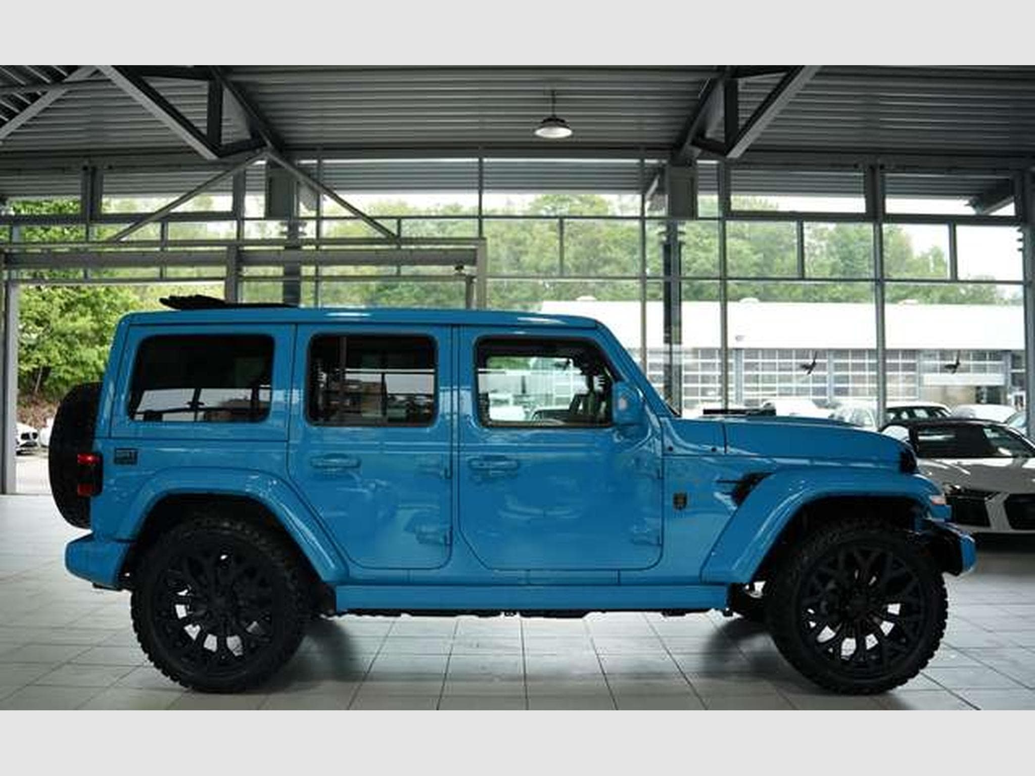 Jeep Wrangler BRUTE 2.0 T-GDI Sahara *1.H *Sonderlack (2025) - Foto 6