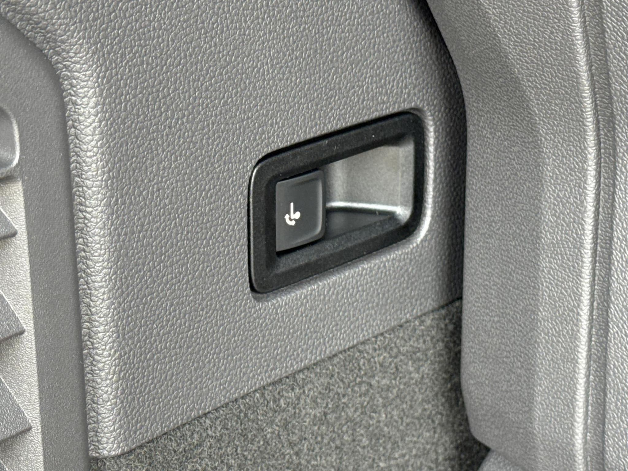 VW T7 Business (2026) - Photo 12