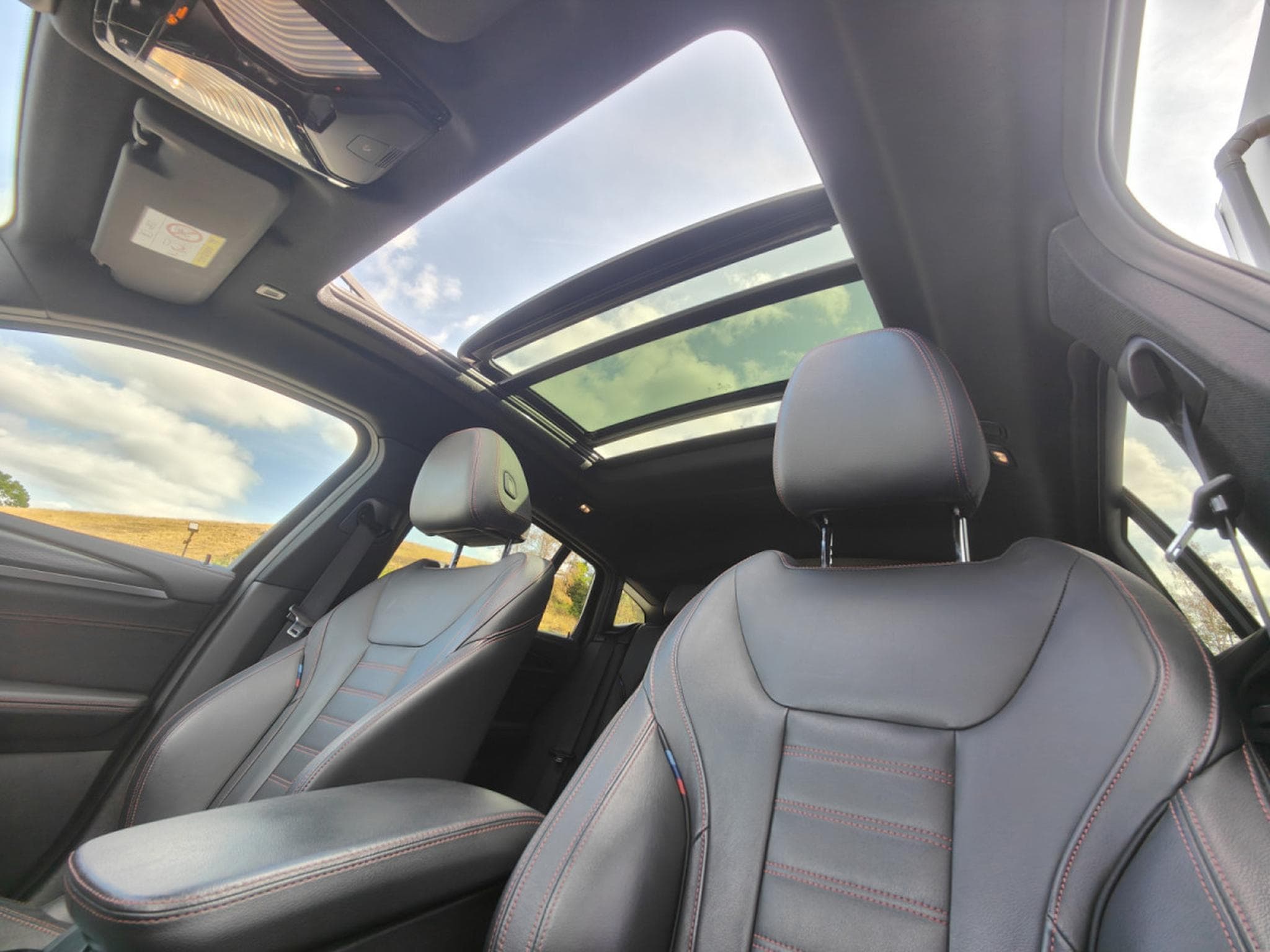 BMW X4 XDRIVE20I PACK M TOIT OUVRANT CARPLAY CAMERA 360 (2022) - Photo 13