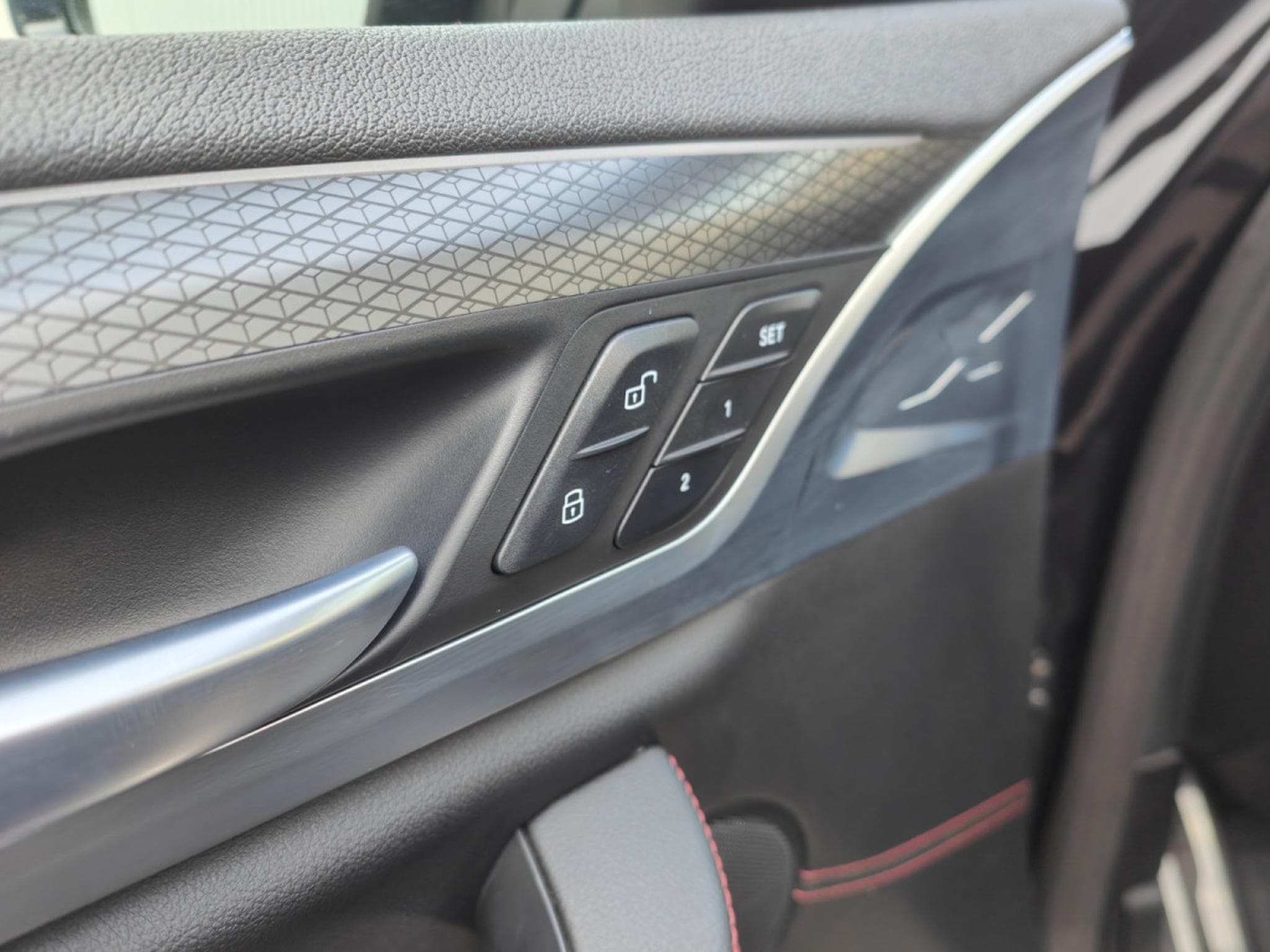 BMW X4 XDRIVE20I PACK M TOIT OUVRANT CARPLAY CAMERA 360 (2022) - Photo 15