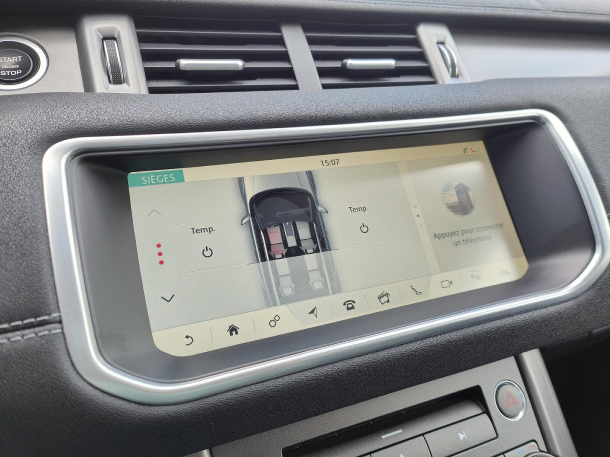 Land-Rover Range Rover Evoque 2.0 TD4 AWD CARPLAY GPS TOIT PANO CAMERA (2018) - Photo 21