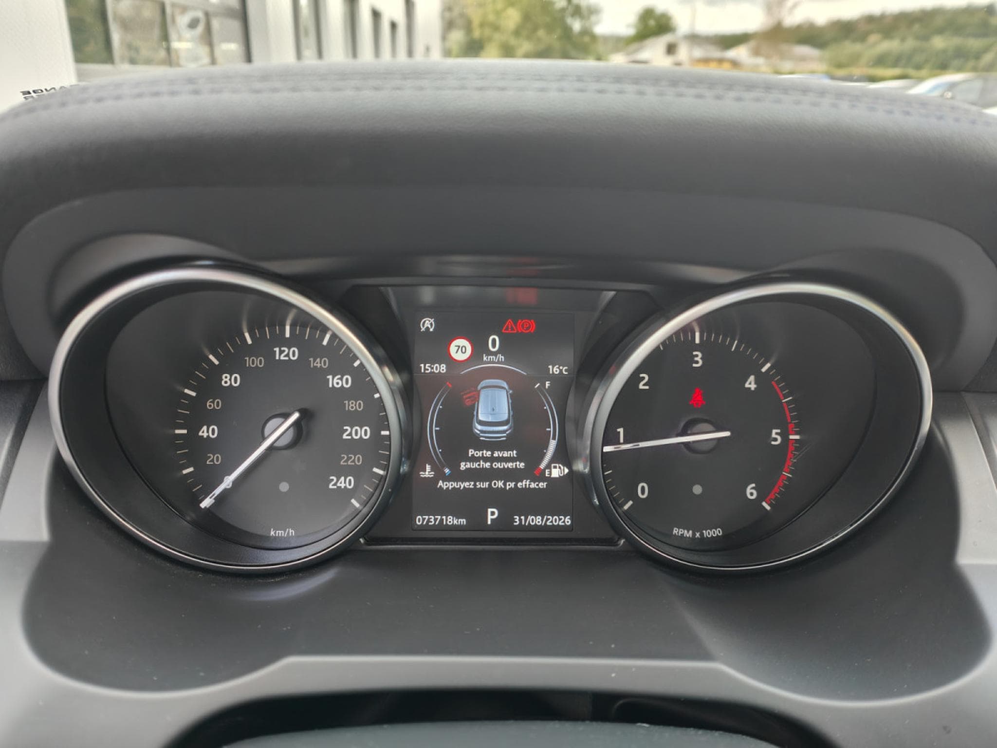 Land-Rover Range Rover Evoque 2.0 TD4 AWD CARPLAY GPS TOIT PANO CAMERA (2018) - Photo 26