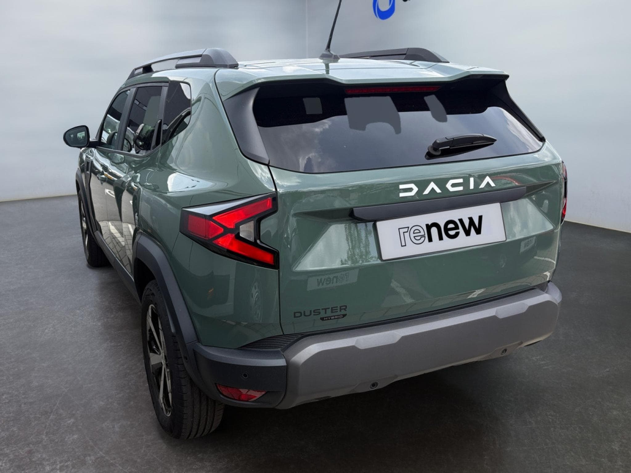 Dacia Duster 1.6 Hybrid Journey (2025) - Photo 6