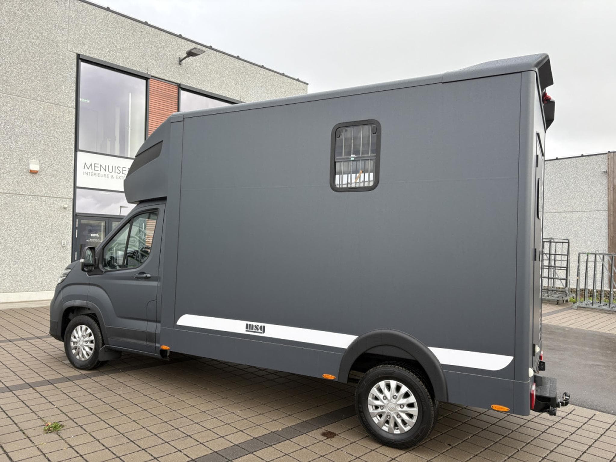 Maxus Deliver 9 3.5T MAXUS DELIVER 9 - MSG STALLION LIGHT (2026) - Photo 14
