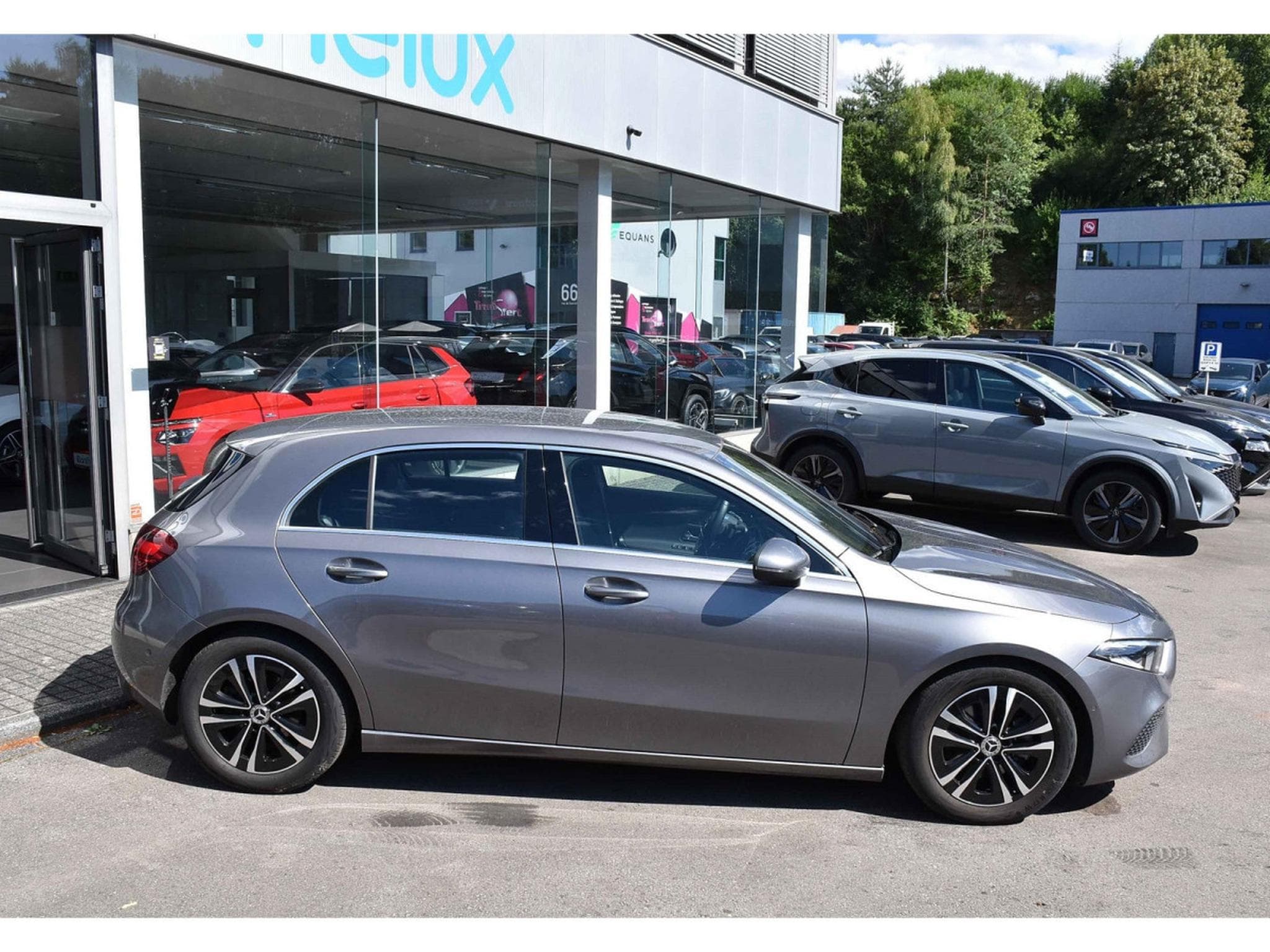 Mercedes A 180 CDI Progressive 8G-DCT CUIR GPS LANE CAM 1° MAIN (2024) - Foto 3