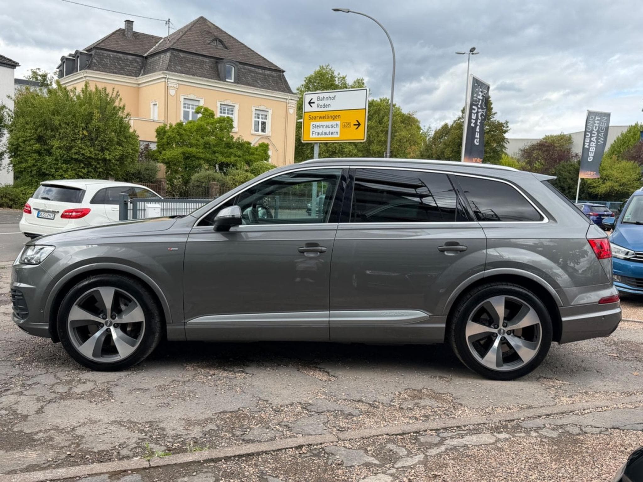 Audi Q7 e-tron Q7 3.0 TDI quattro S-LINE/HEADUP/7xsitzer/1.HAND (2016) - Foto 3