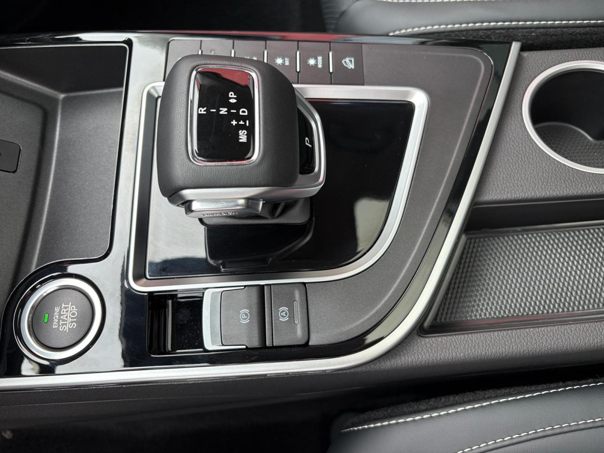 Forthing T5 1.5 TURBO AUTO FULL OPTIONS (2026) - Photo 13