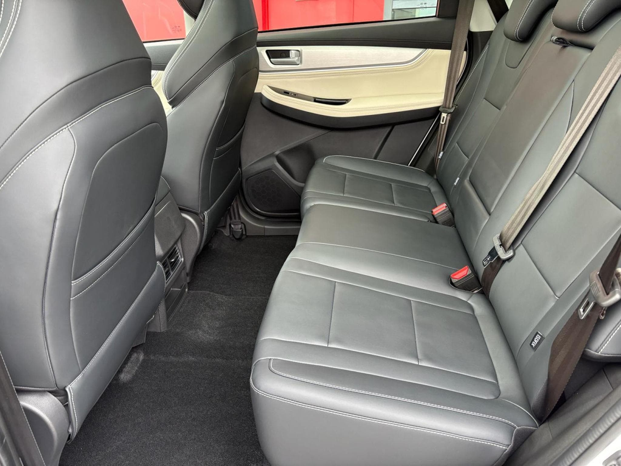 Forthing T5 1.5 TURBO AUTO FULL OPTIONS (2026) - Photo 18