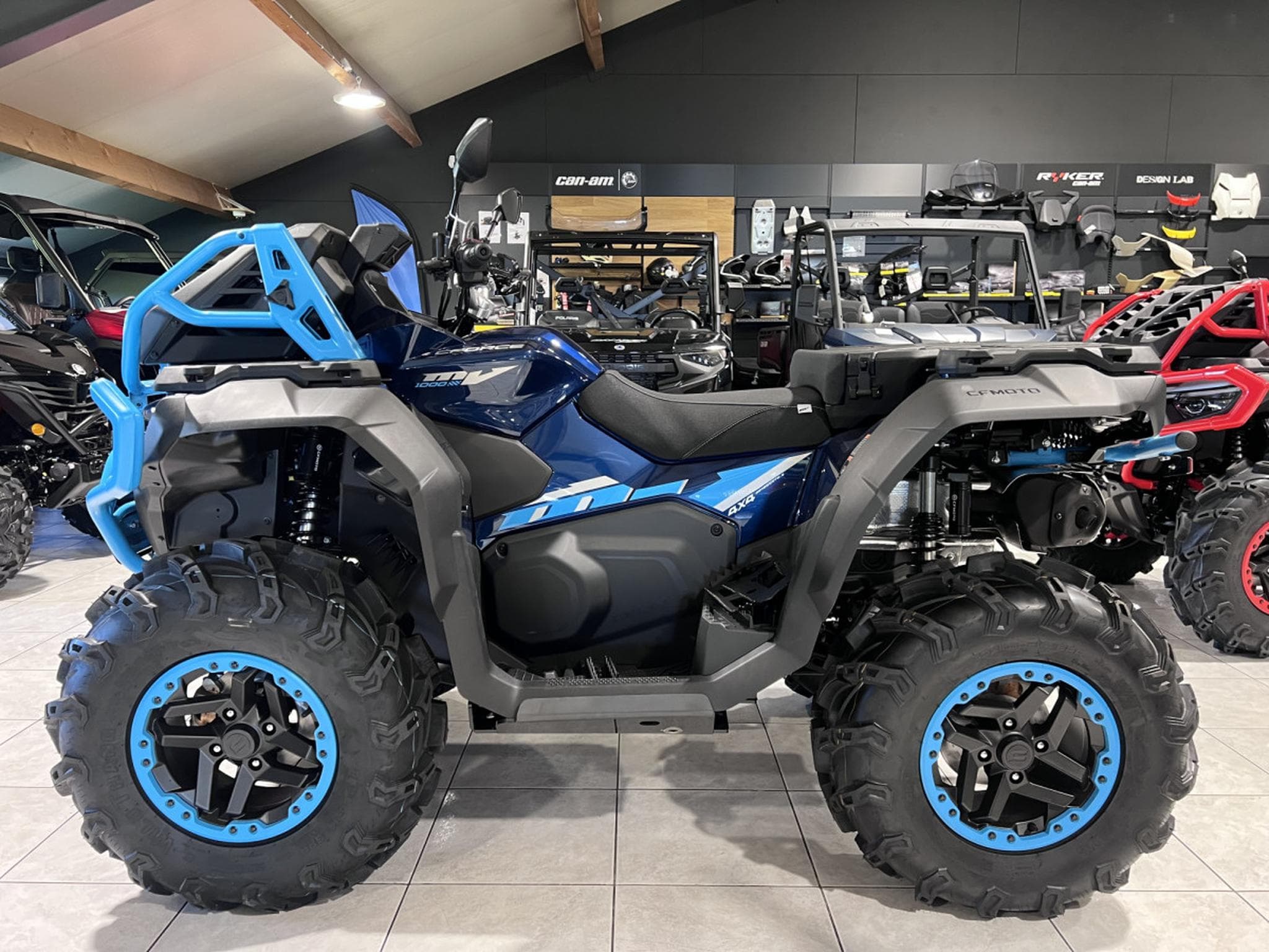 CF Moto CForce 1000 TOURING MUD T3 AGRI (2026) - Photo 4