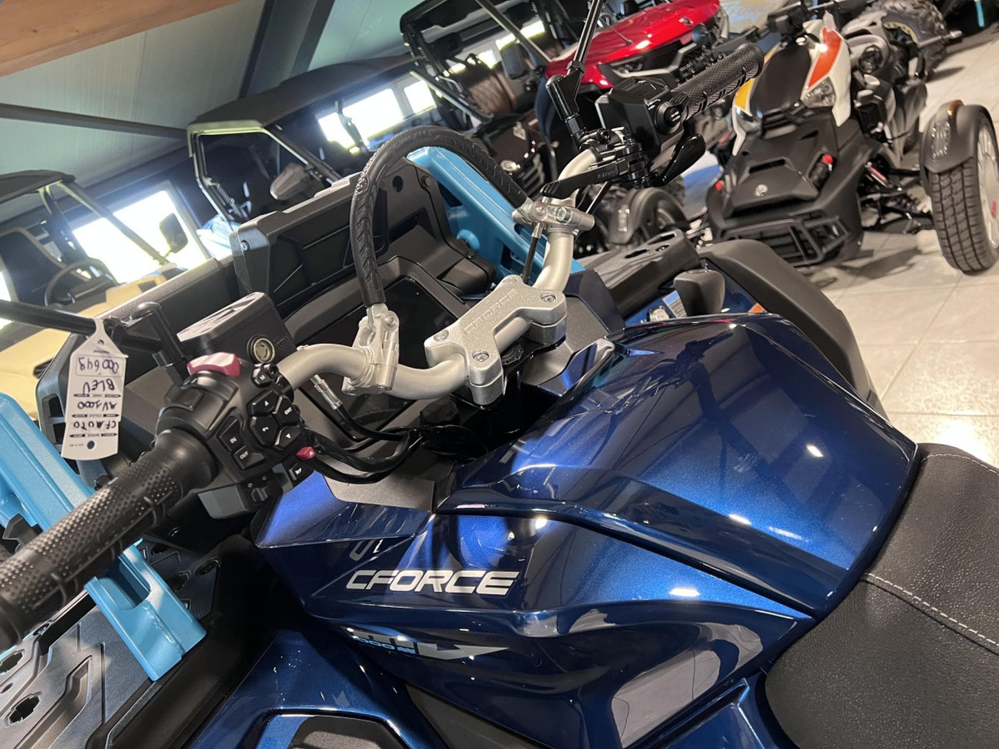 CF Moto CForce 1000 TOURING MUD T3 AGRI (2026) - Photo 6