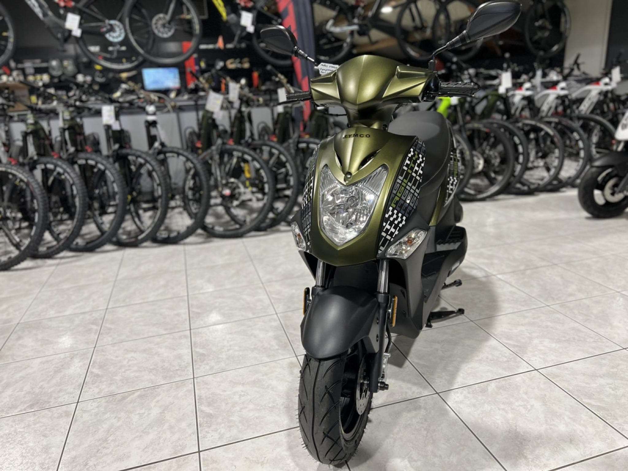 Kymco Agility CLASSE  B 4T 45 km/h (2026) - Photo 2