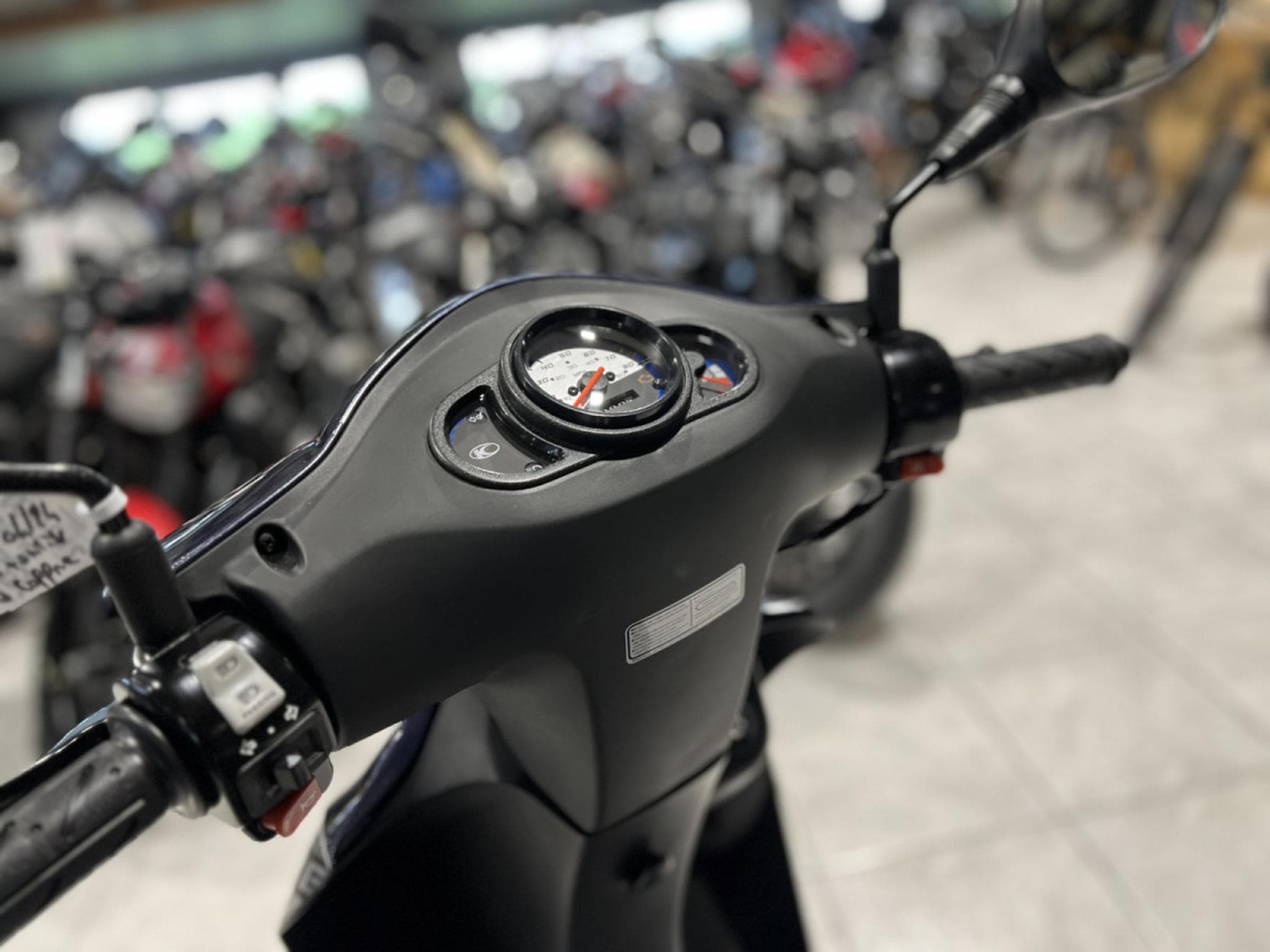 Kymco Agility CLASSE B 4T 45 km/h (2026) - Photo 5
