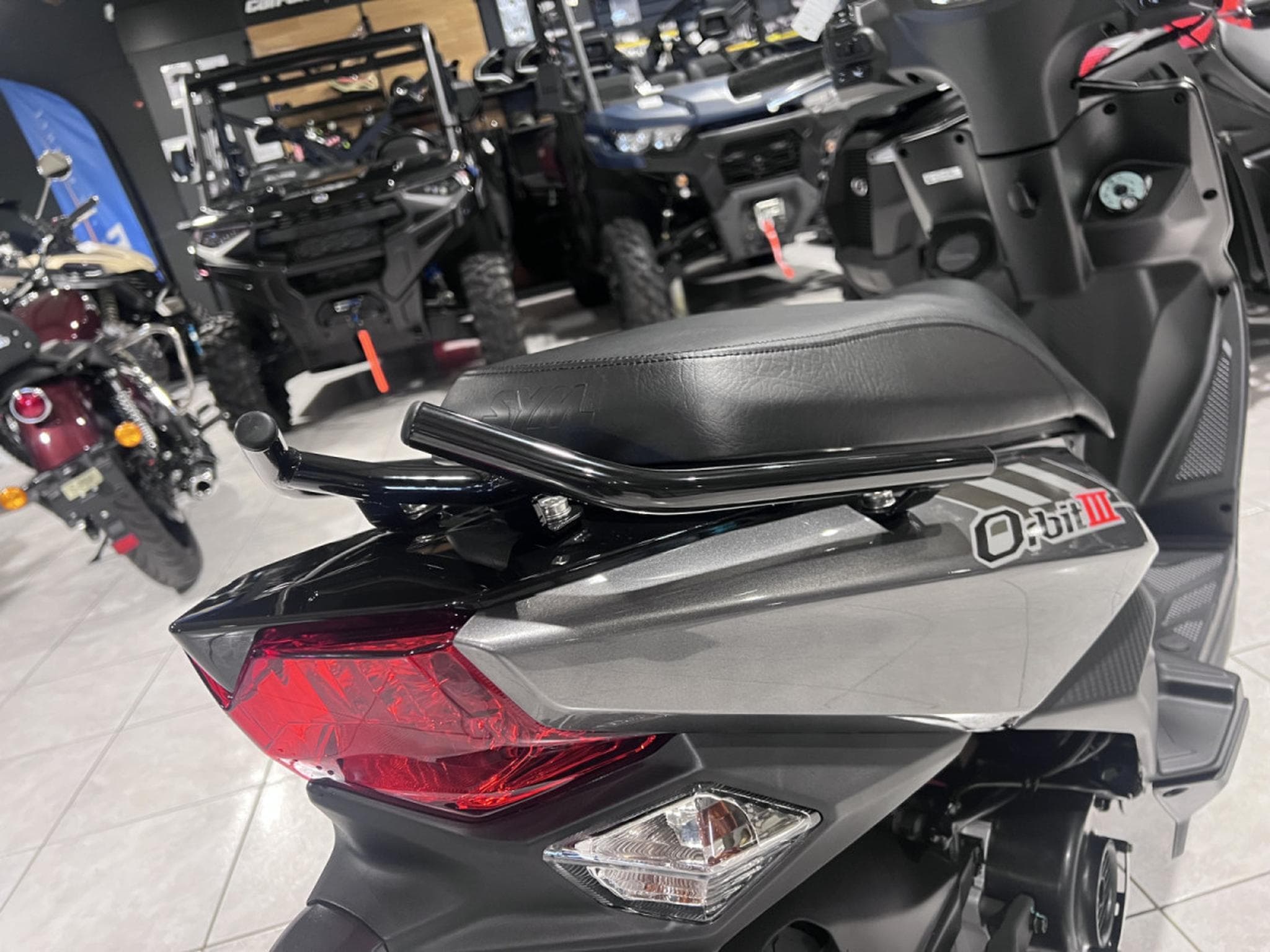 SYM Orbit III 50 Classe A 25 Km/h (2026) - Photo 5