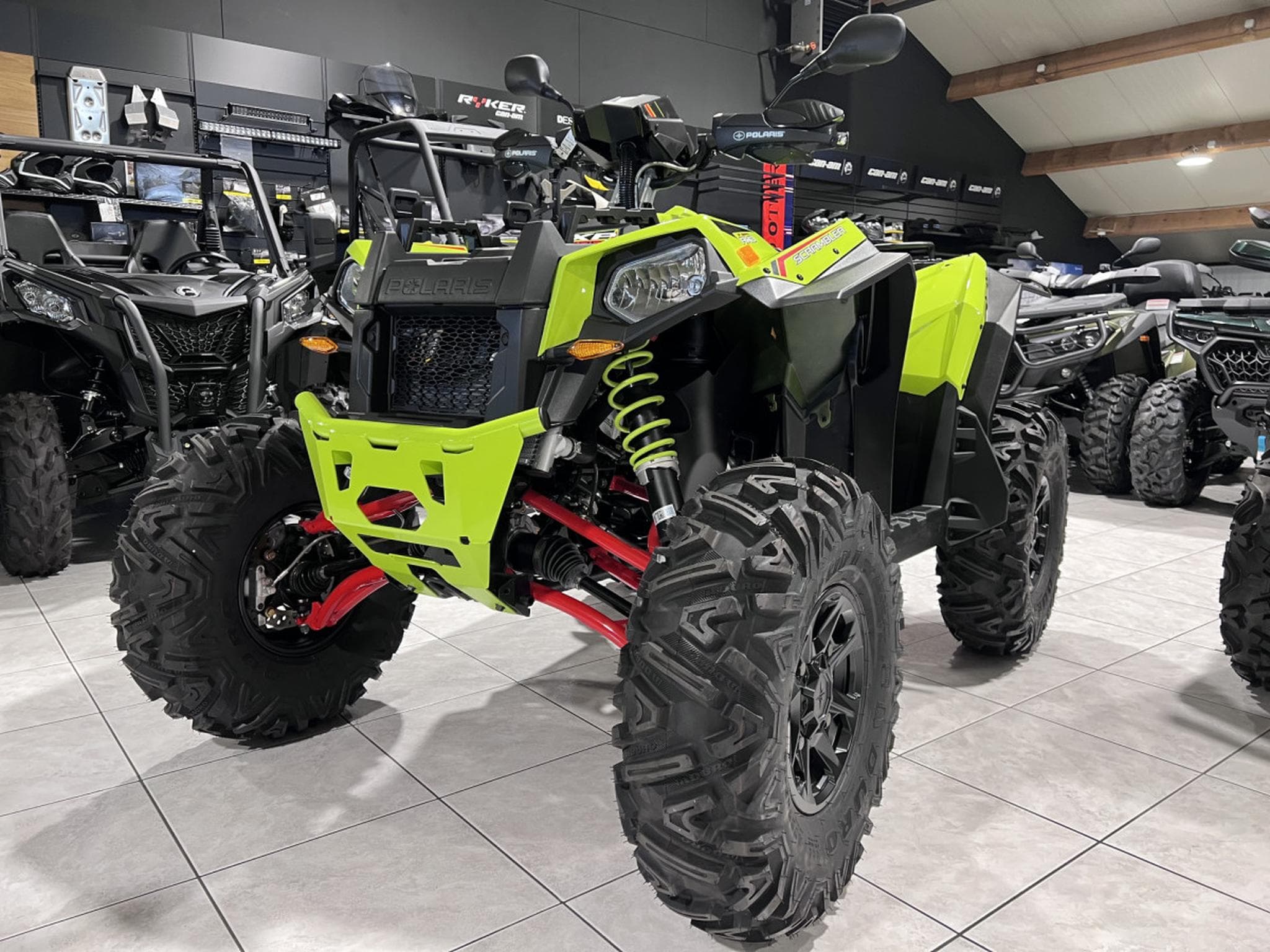 Polaris Scrambler 1000 XP 1000 S EPS  L7 (2026) - Photo 2