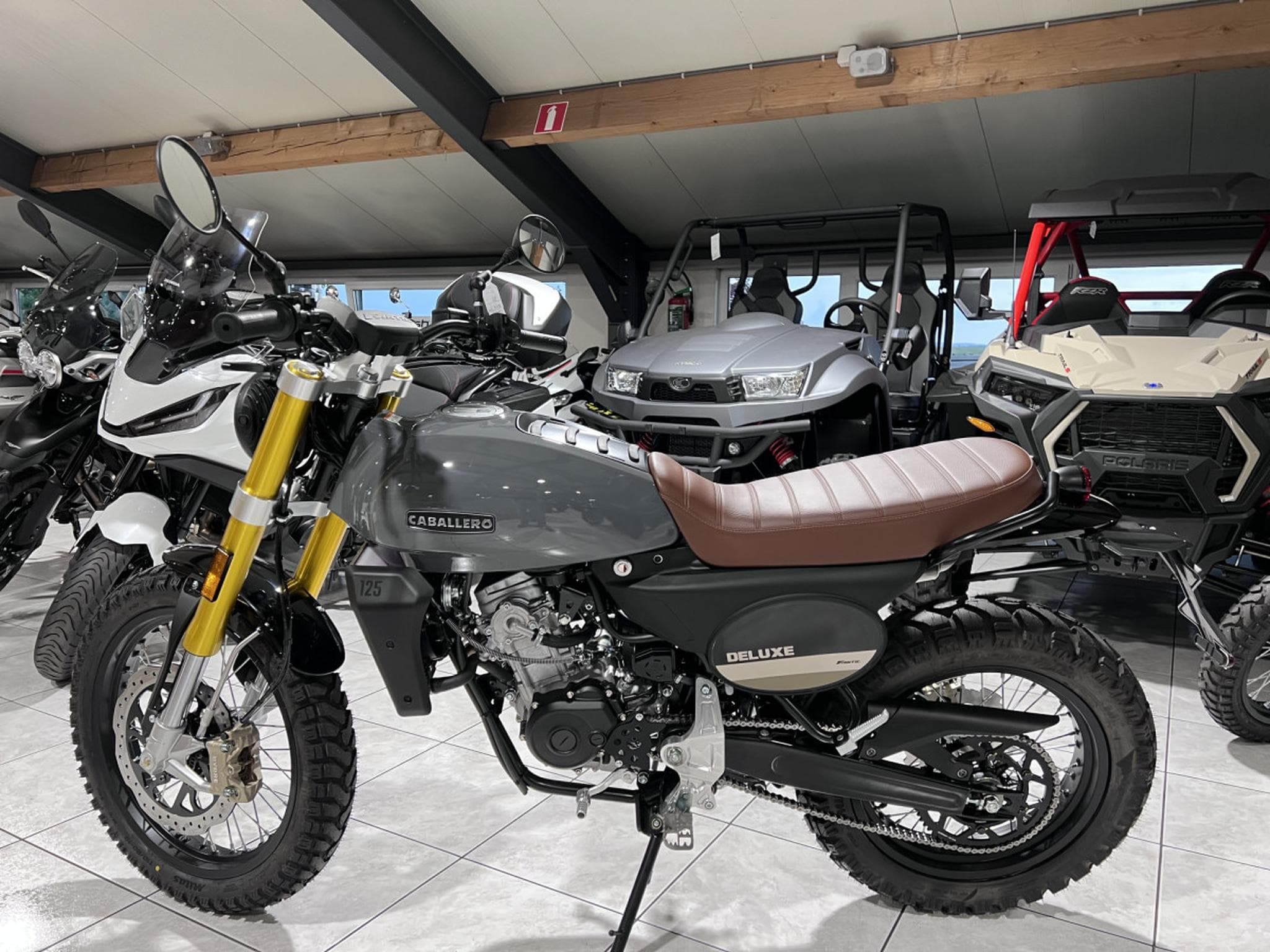 Fantic Caballero DELUXE (2026) - Photo 4