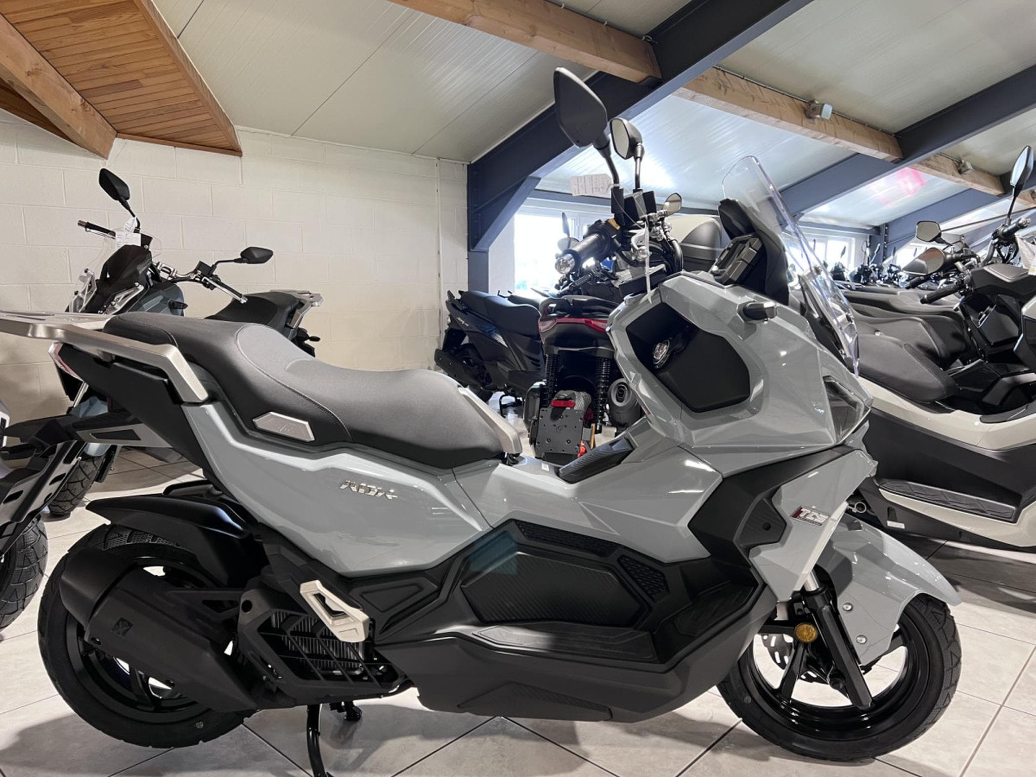 SYM ADX 125 (2026) - Photo 1