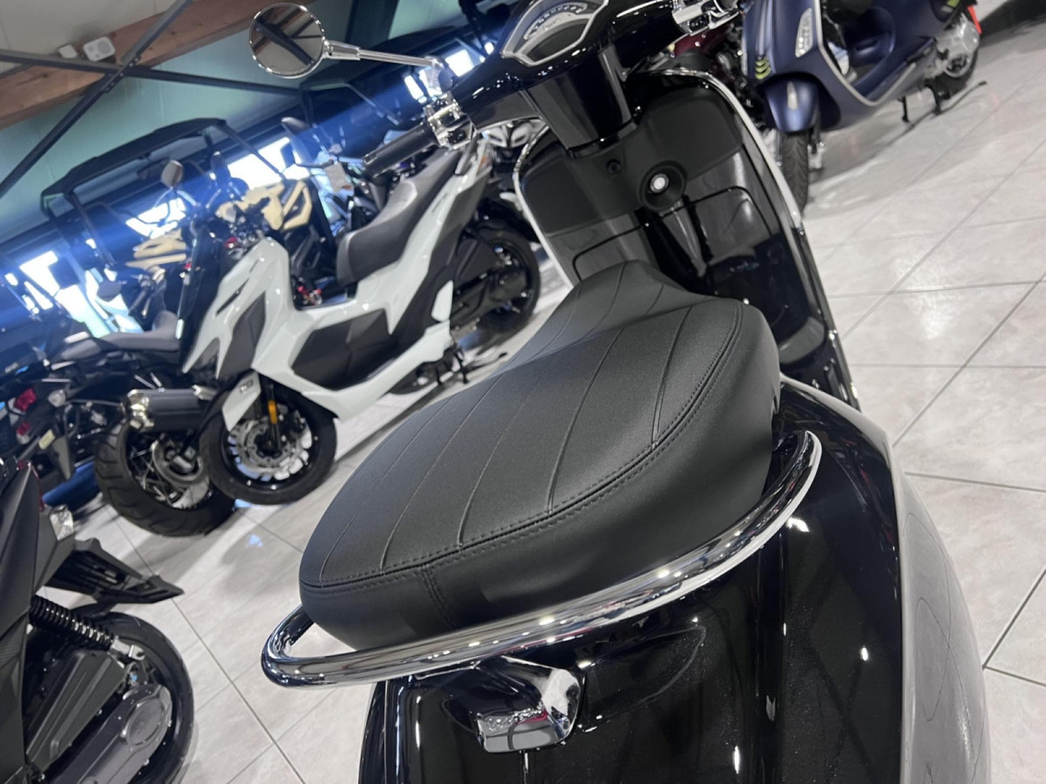 Vespa Primavera (2026) - Photo 5