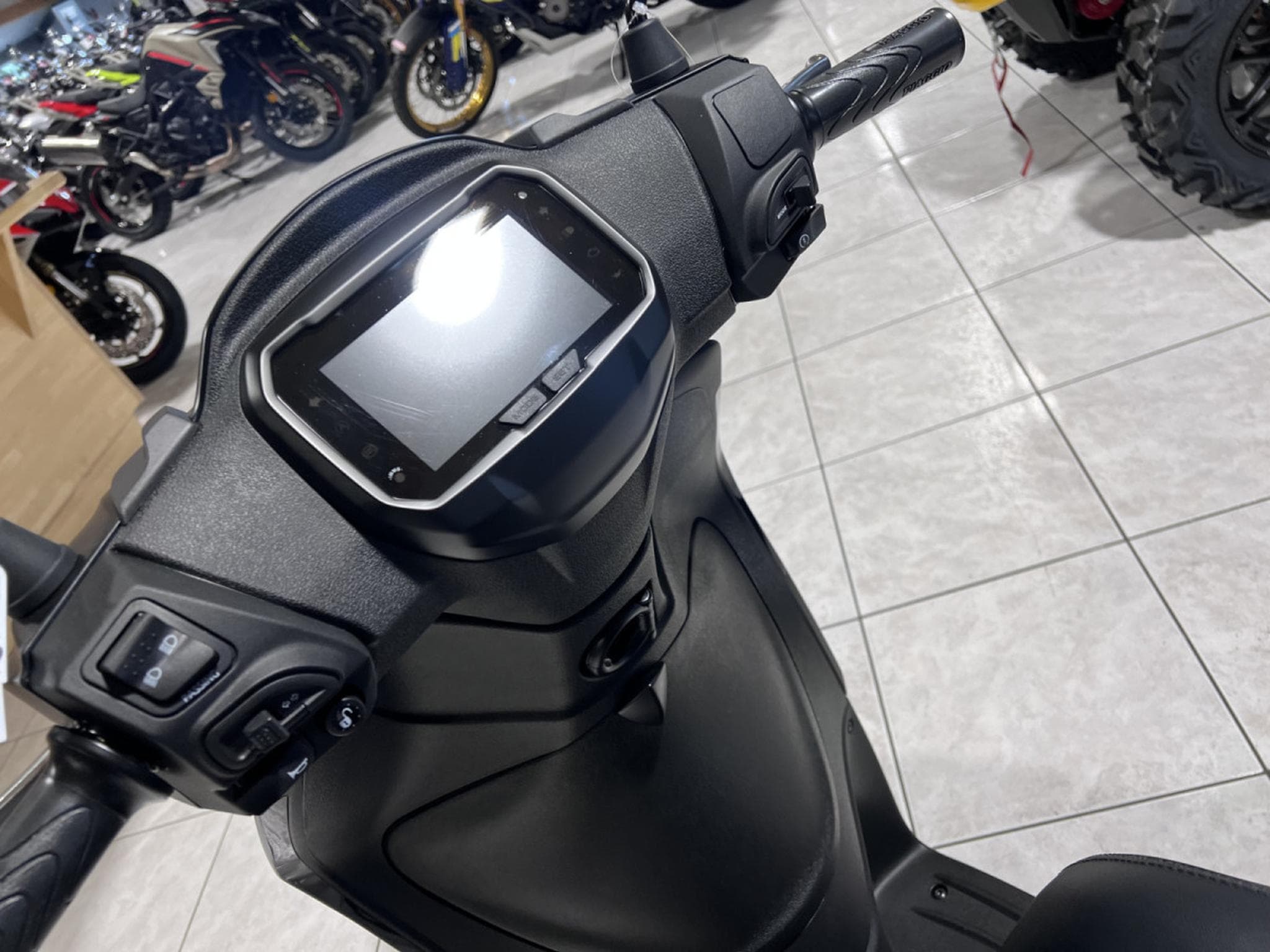 Piaggio Liberty 4T  SPORT (2026) - Photo 6