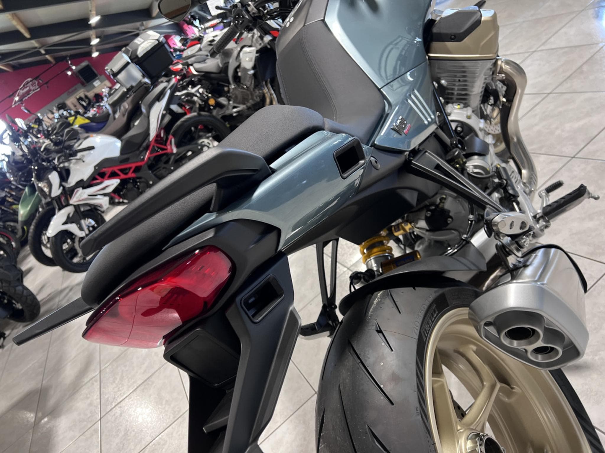 Moto Guzzi V100 S MANDELLO PFF (2026) - Photo 5