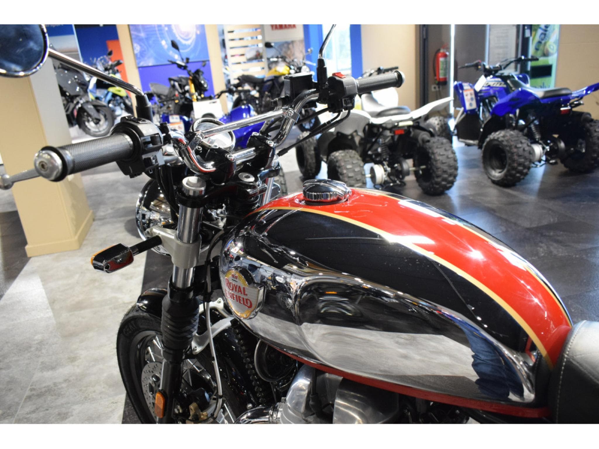 Royal Enfield Interceptor MARK 2 CHROME  E5 (2026) - Photo 2