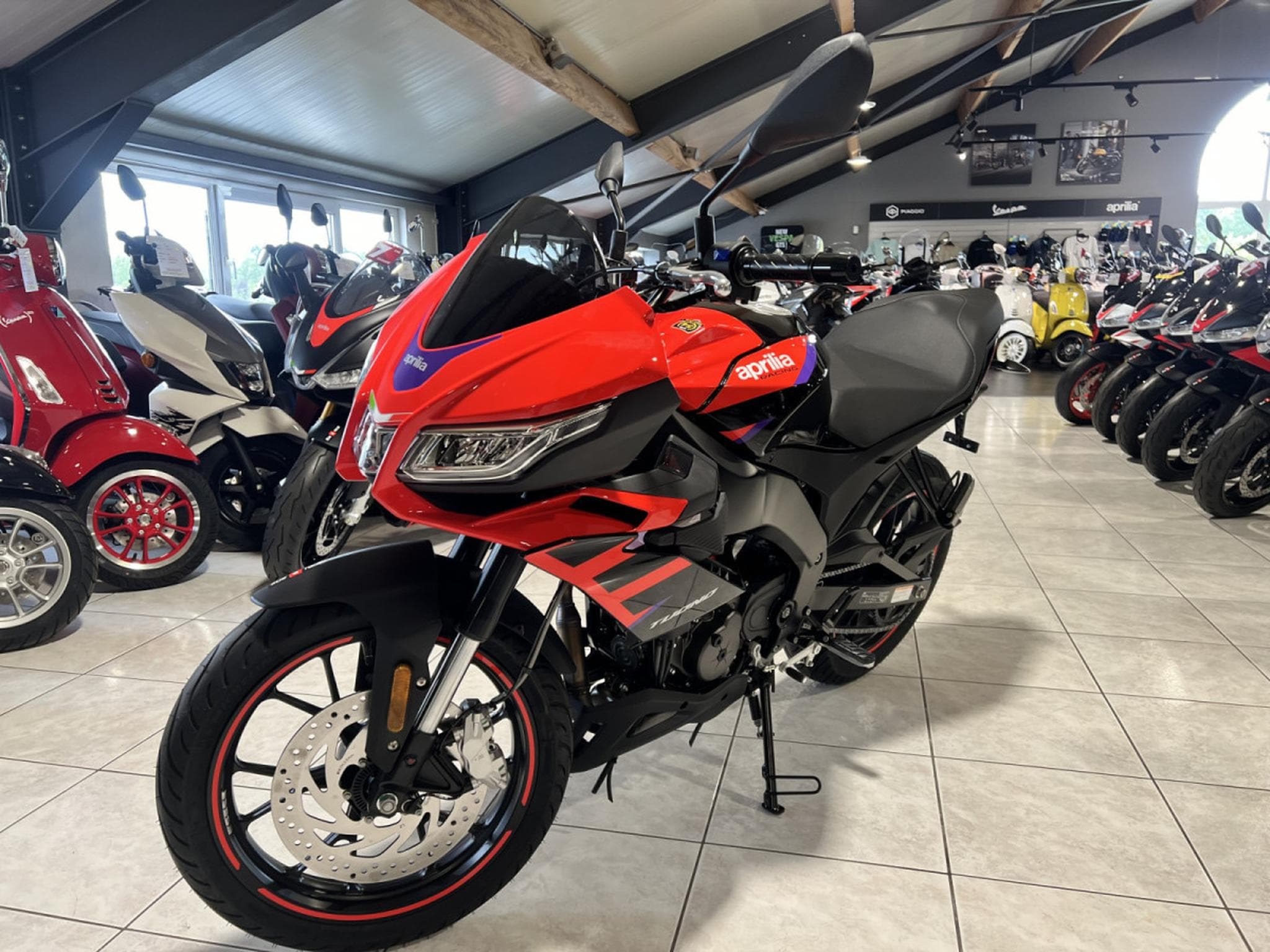 Aprilia Tuono 125 Rabaissée 550-065-35 (2026) - Foto 2