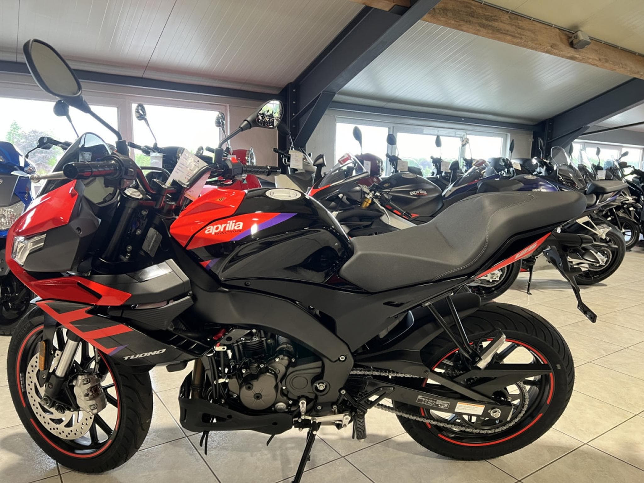 Aprilia Tuono 125 Rabaissée 550-065-35 (2026) - Foto 4