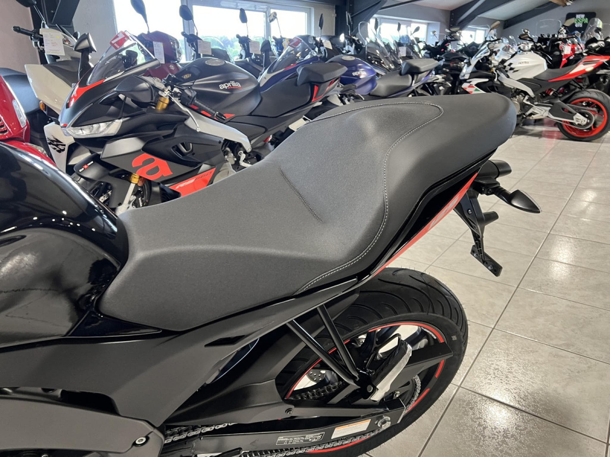 Aprilia Tuono 125 Rabaissée 550-065-35 (2026) - Foto 5