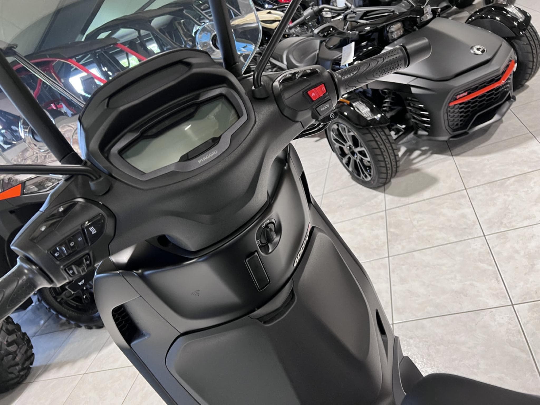 Piaggio Beverly S Nero Meteora (2026) - Foto 6