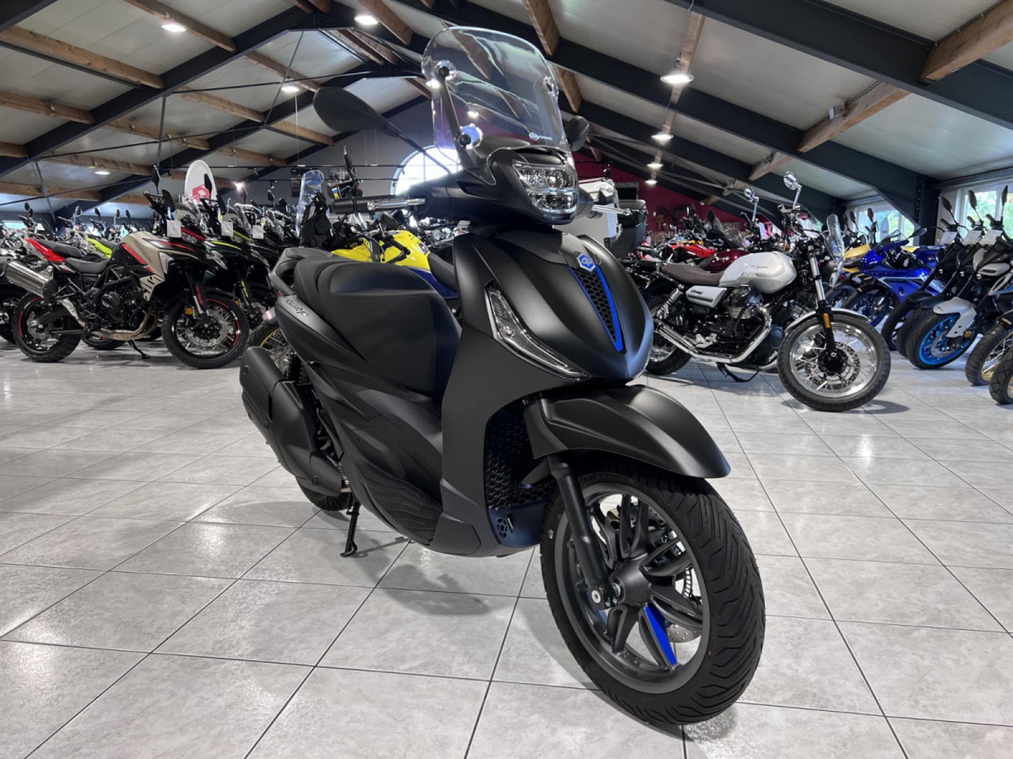Piaggio Beverly S Nero Meteora (2026) - Foto 7