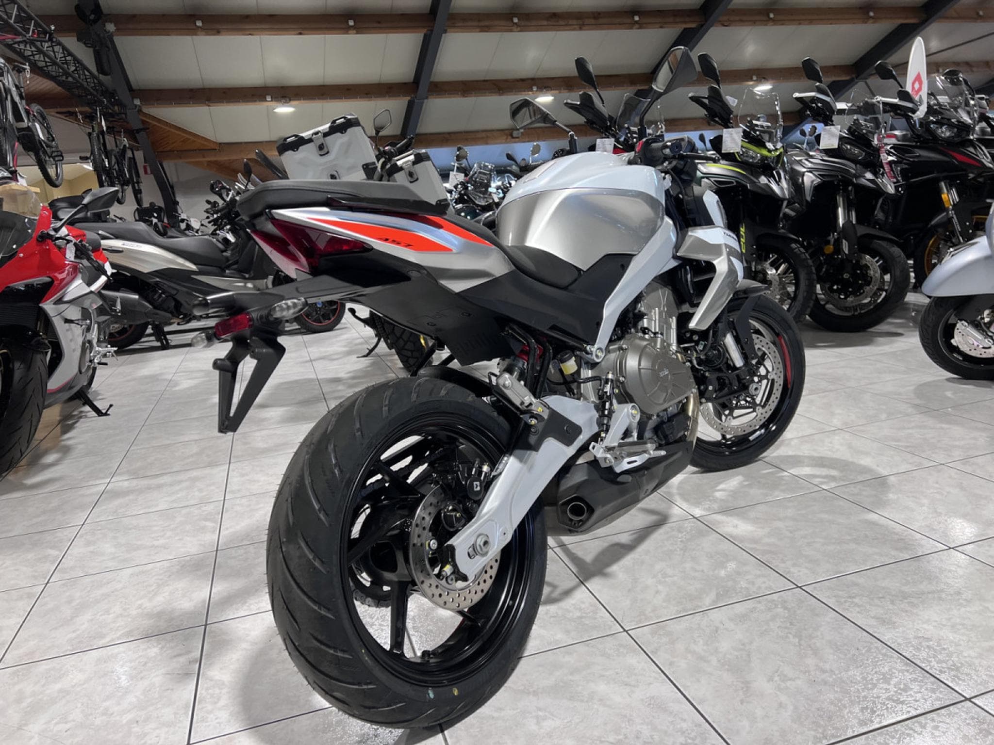 Aprilia Tuono 457 (2026) - Photo 3