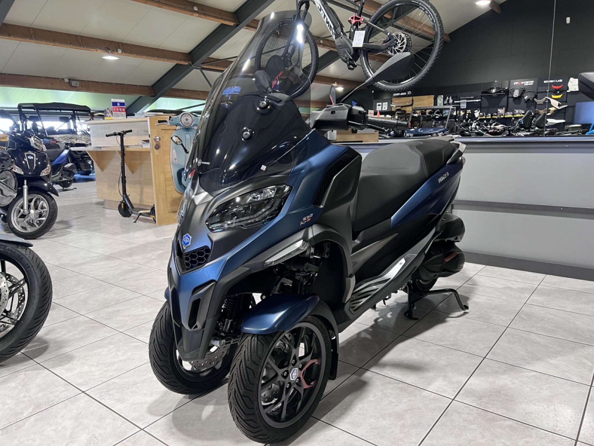 Piaggio MP3 (2026) - Photo 2