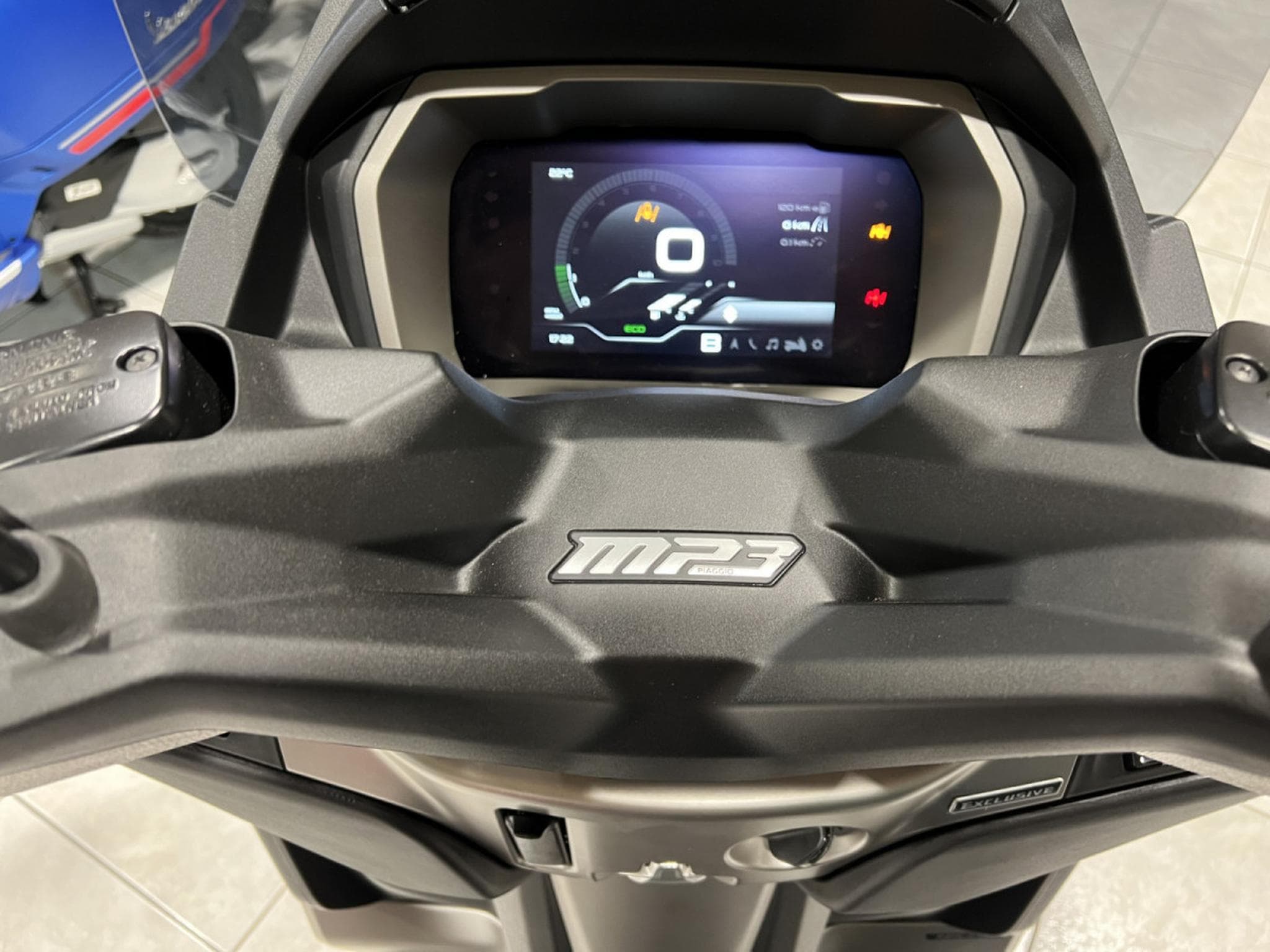 Piaggio MP3 (2026) - Photo 8