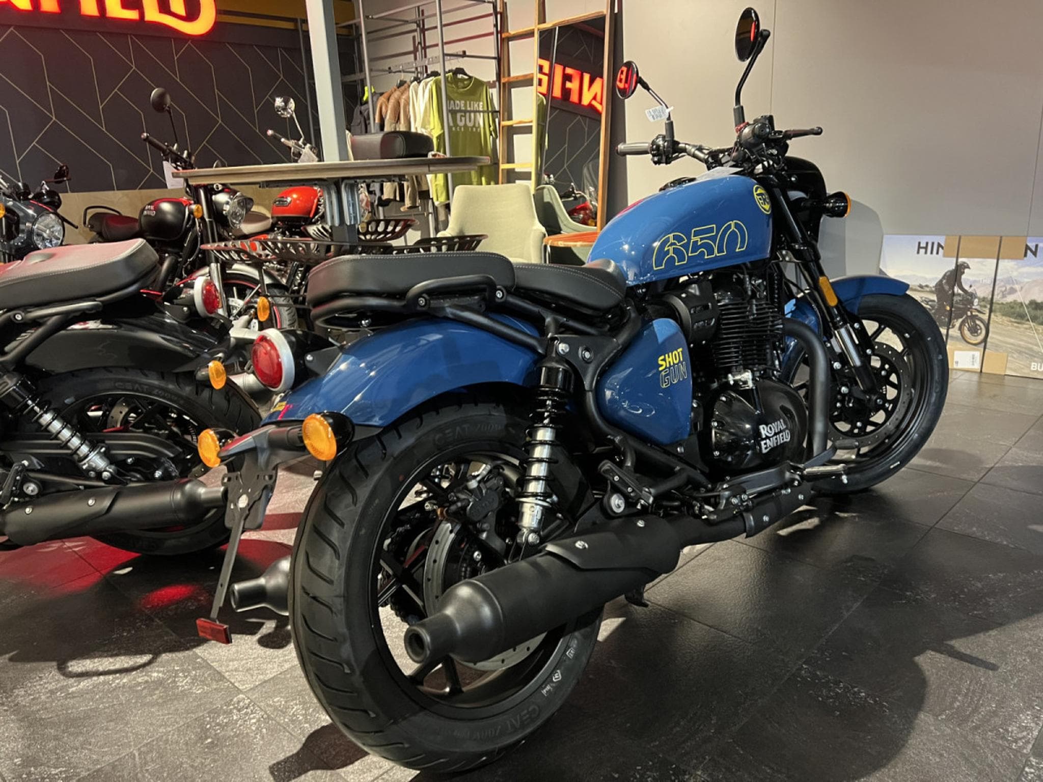 Royal Enfield Shotgun 650 plasma blue (2026) - Photo 3