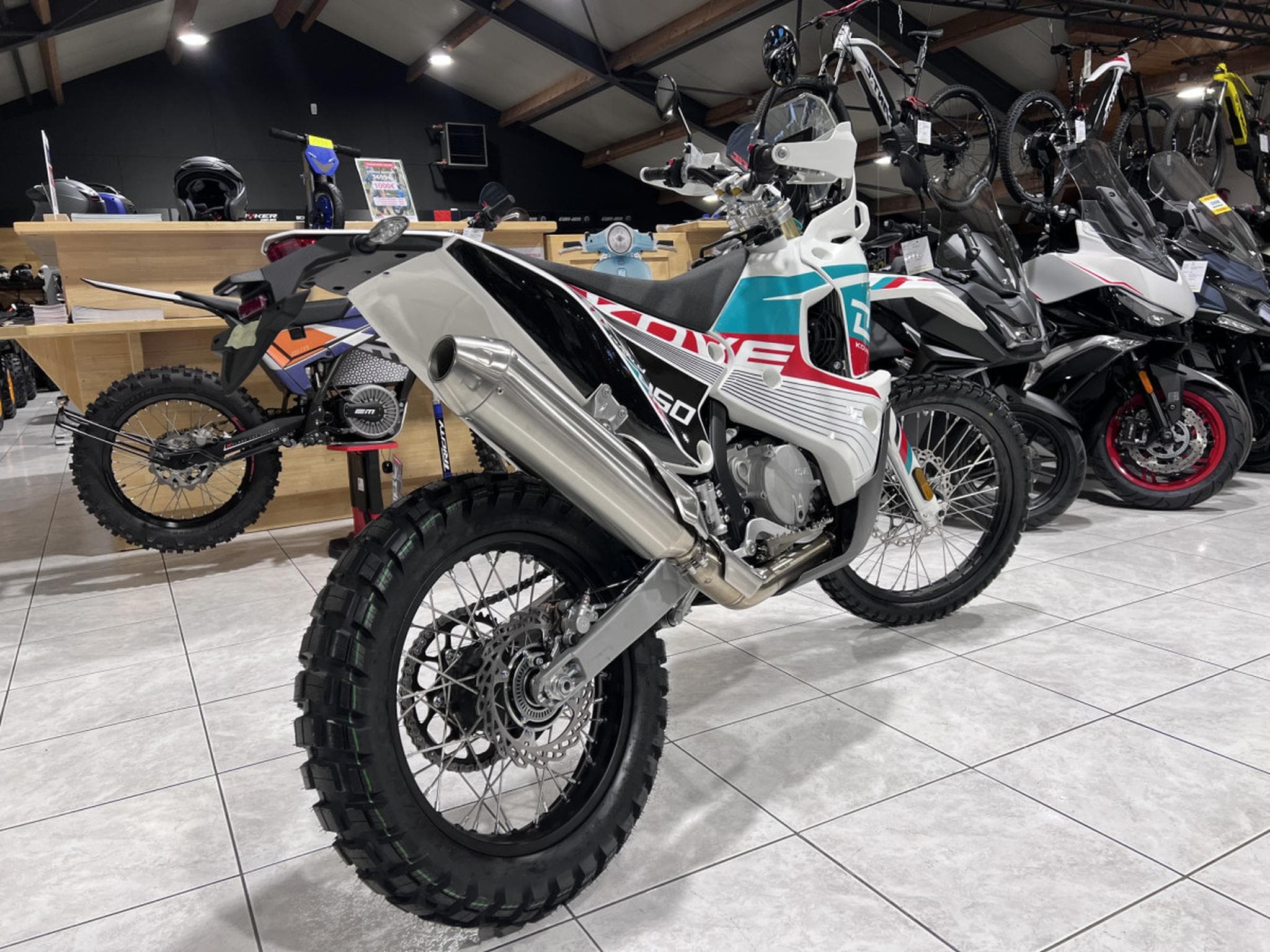 Kove 450 Rally LOW (2026) - Photo 3