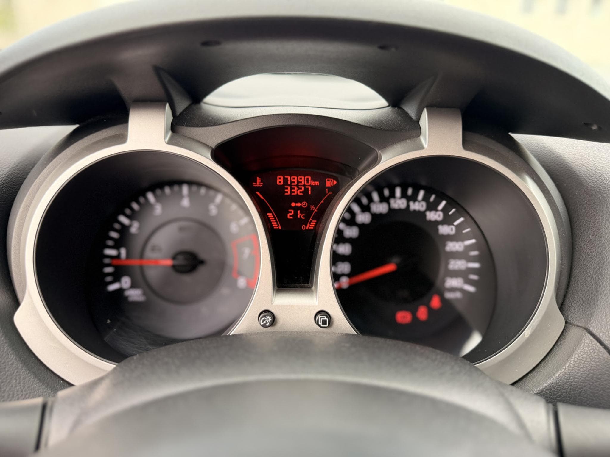 Nissan Juke 1.6 N-connecta 115 (2014) - Photo 10