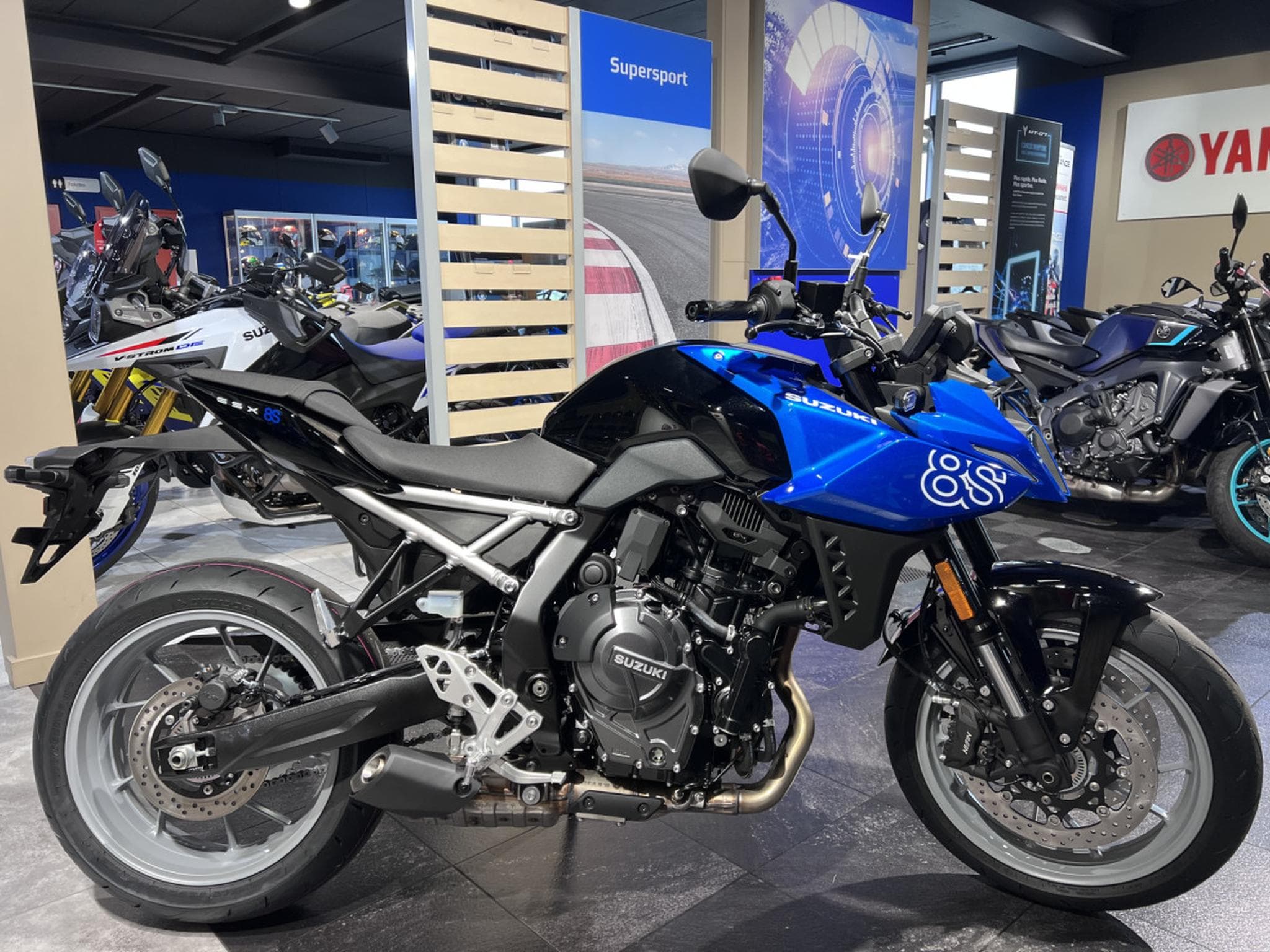 Suzuki GSX (2026) - Photo 1
