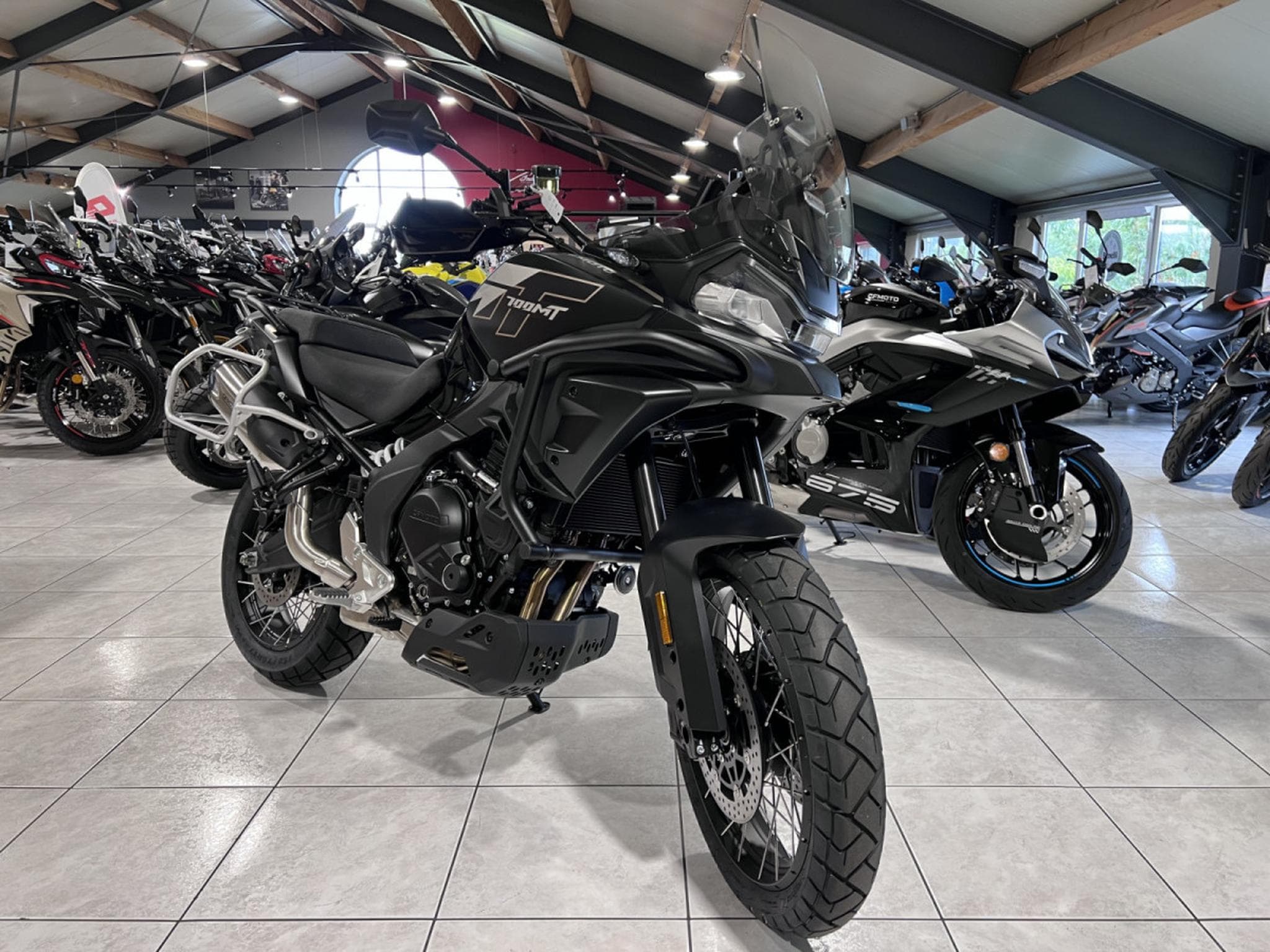 CF Moto 700 MT ADV GT (2026) - Photo 9