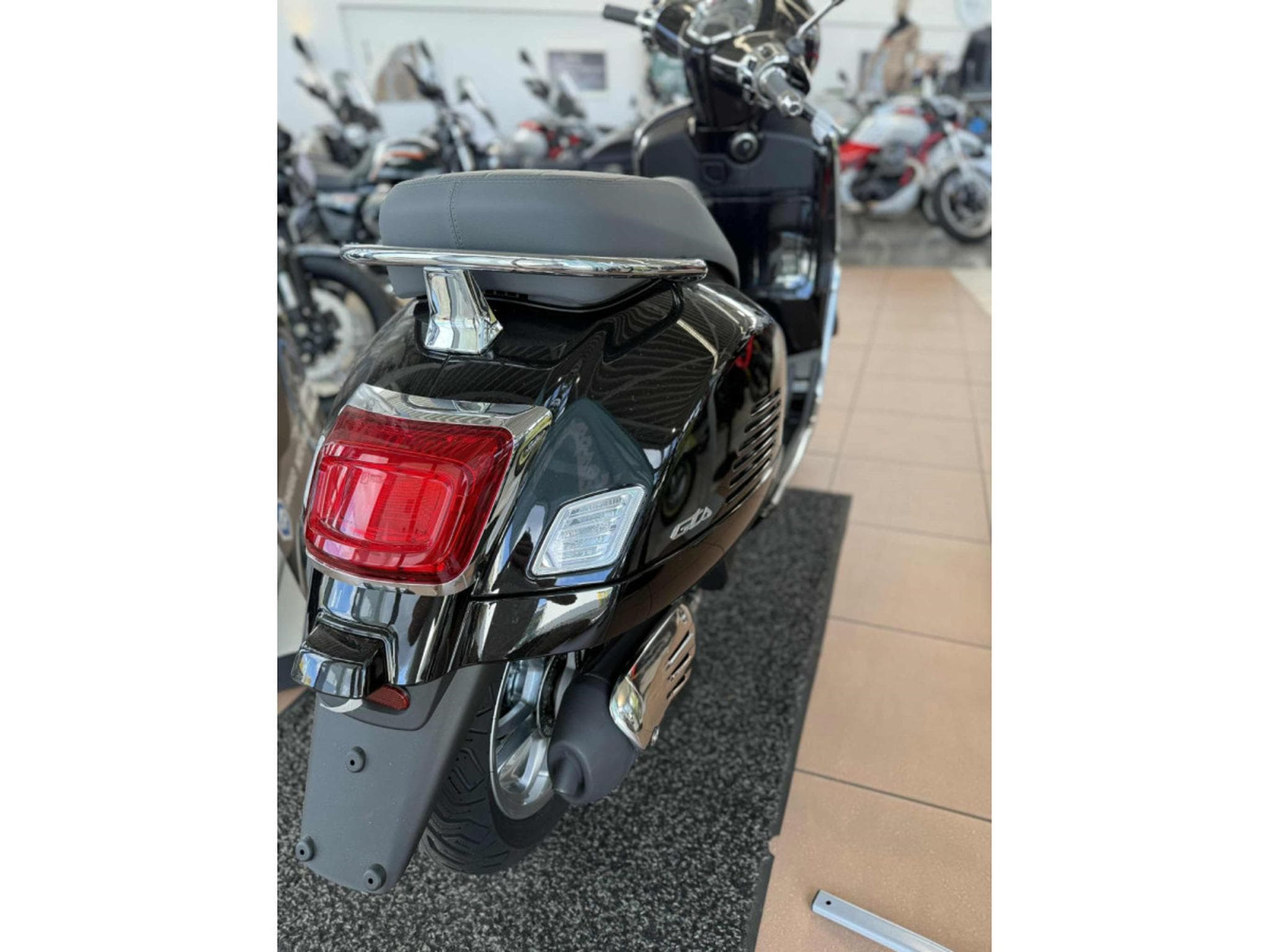Vespa GTV 125 (2026) - Photo 2
