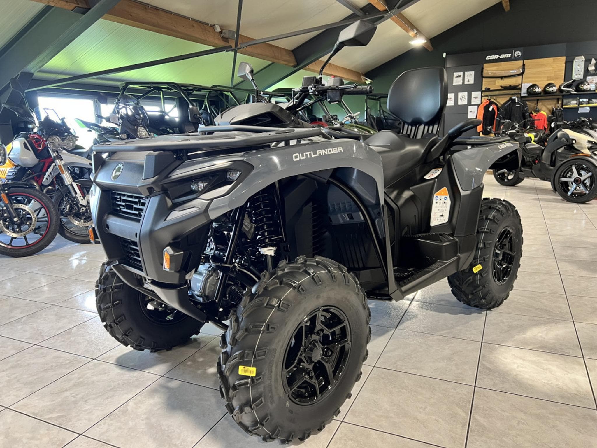 BRP Can-Am Outlander Max MY26 500 DPS  ABS  T3B (2026) - Photo 2