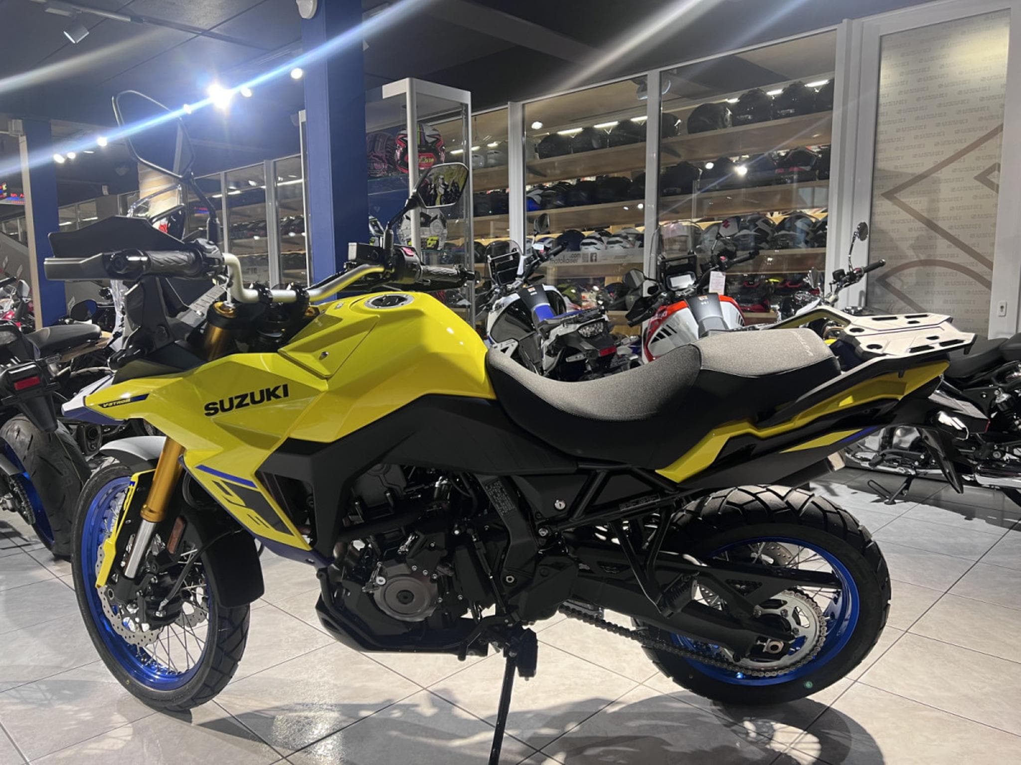 Suzuki V-Strom 800 (2026) - Photo 4