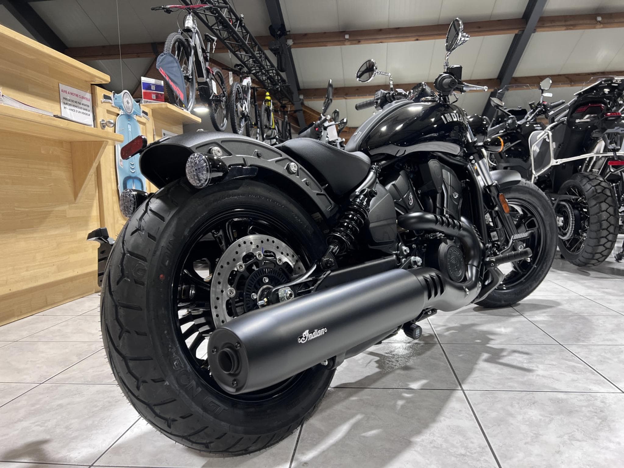 Indian Scout Sixty (2026) - Foto 3