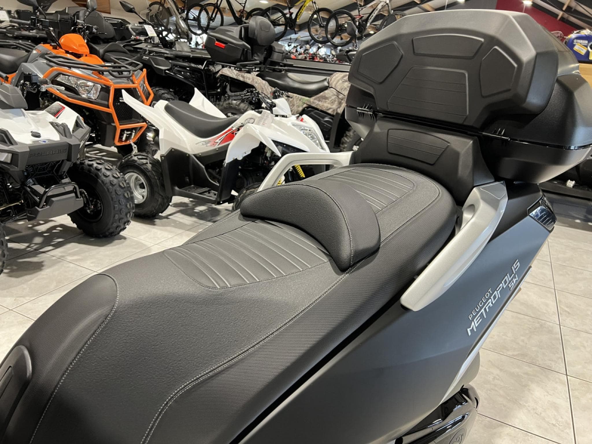 Peugeot Metropolis METROPOLIS 400 ABS  SW (2026) - Photo 6