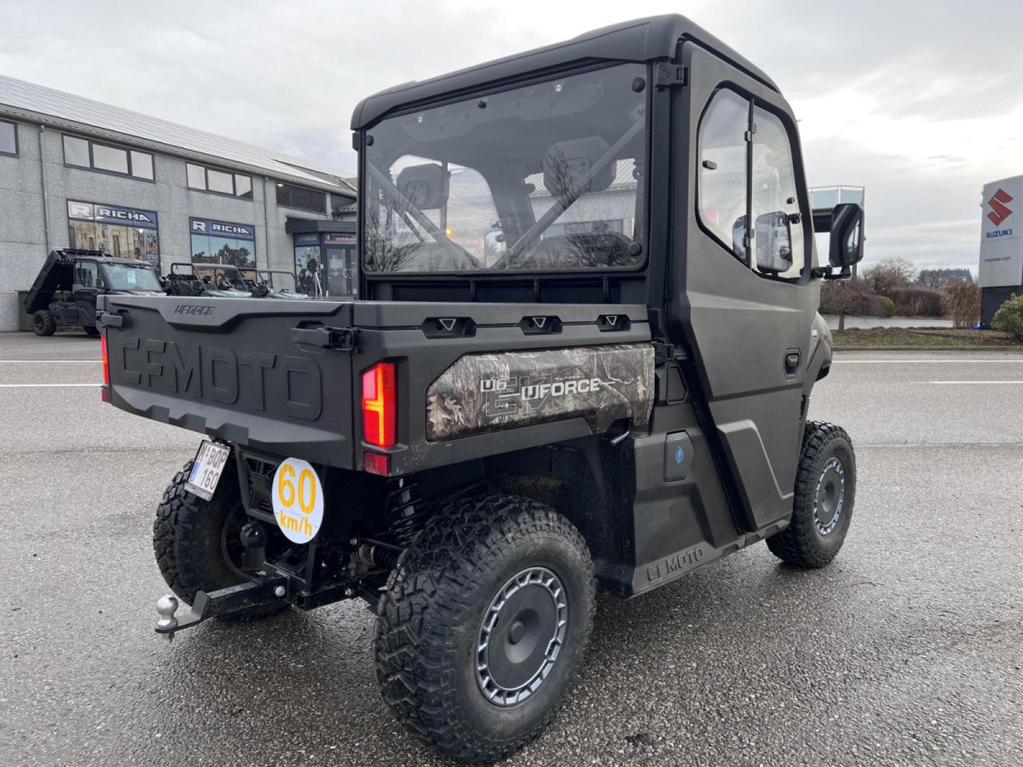 CF Moto EV UForce 600 Off Road T3 ABS  Full cabine glass  60 km/h autonomie + 100 (2026) - Photo 3