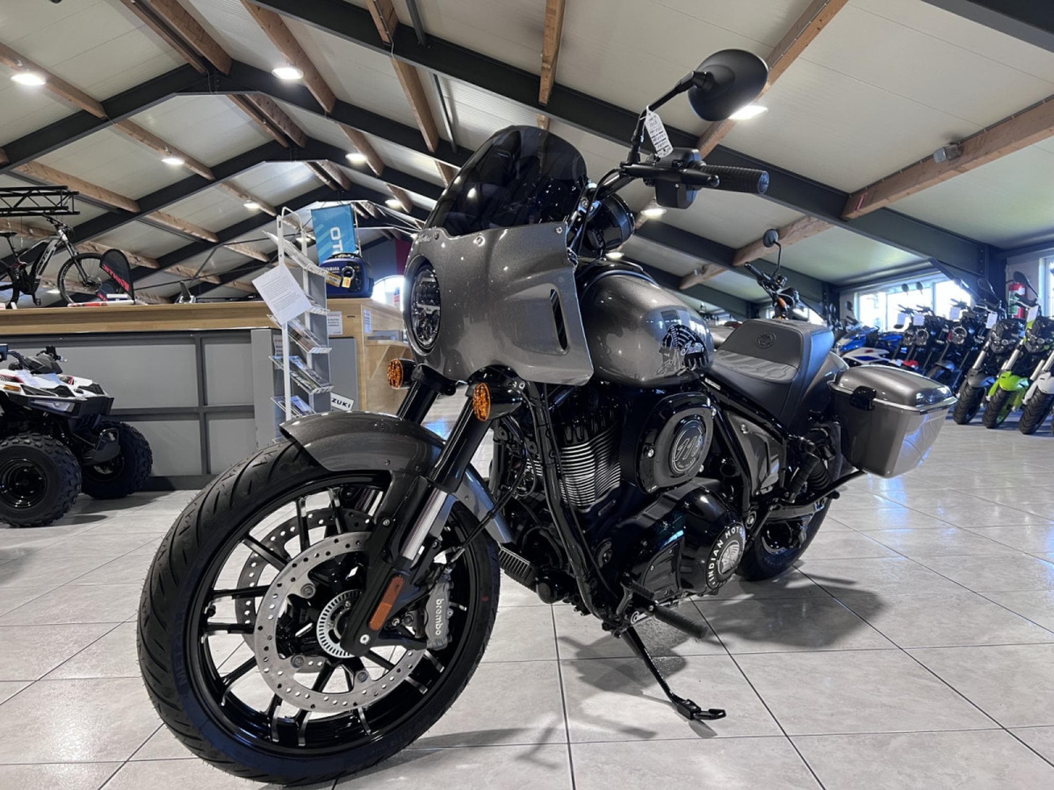 Indian Sport Chief 1900 RT Heavy Metal (2026) - Photo 2
