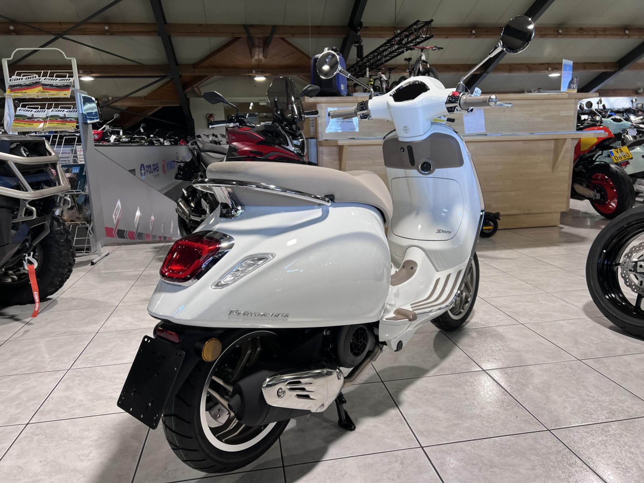 Vespa Primavera S (2026) - Photo 3