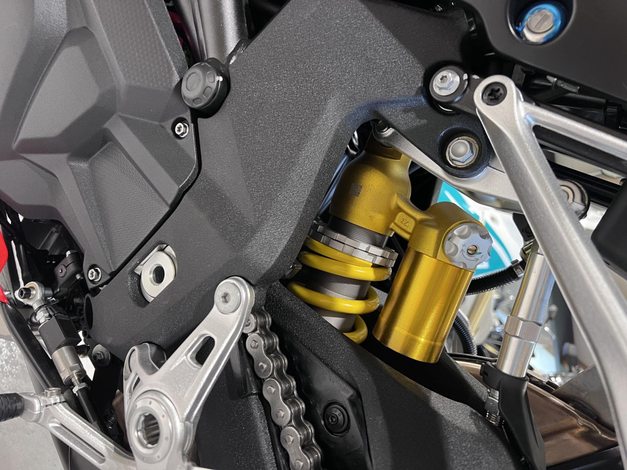 QJmotor SRK 921 RR (2026) - Photo 6