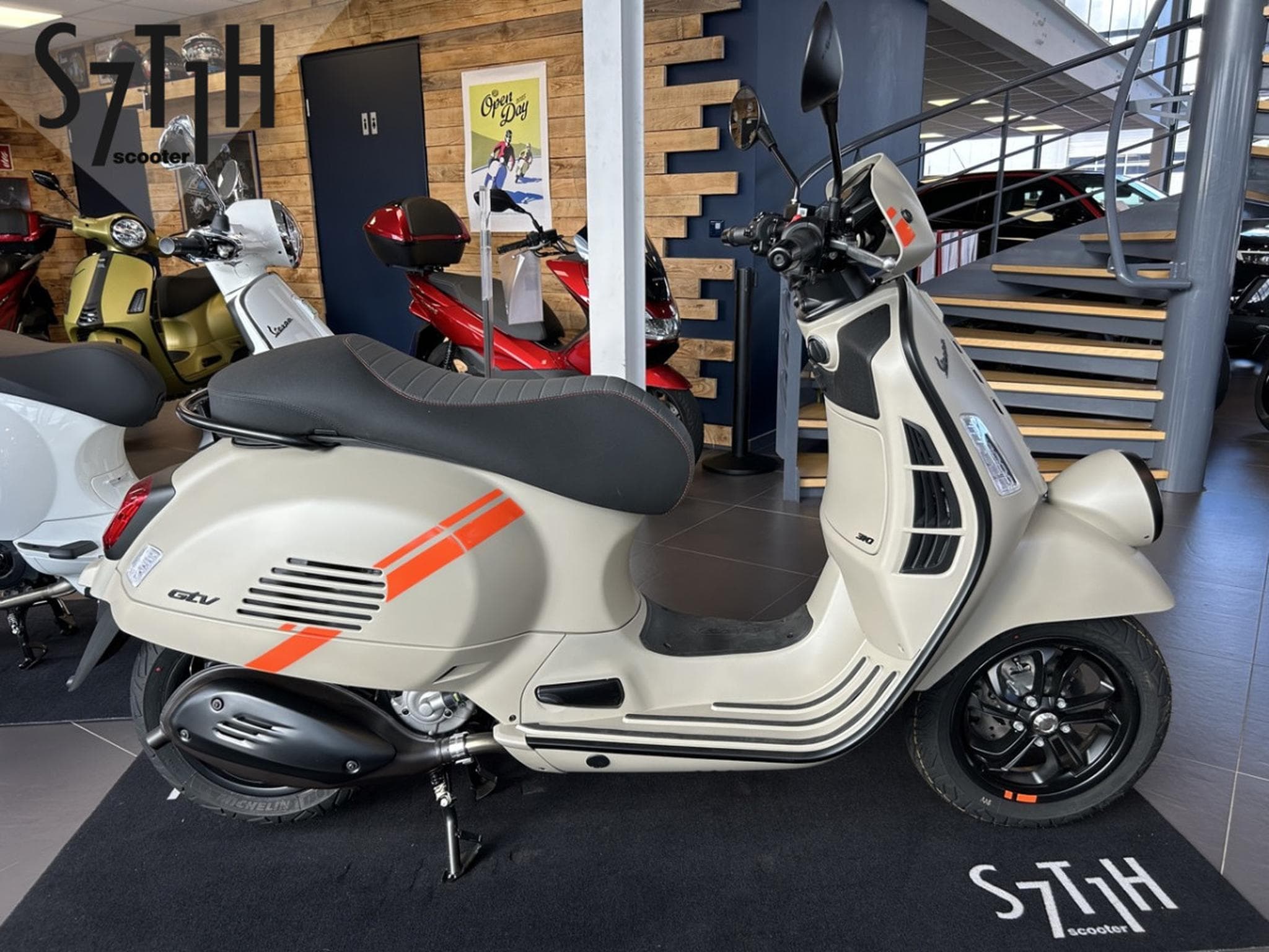 Vespa GTV 310 (2026) - Photo 1