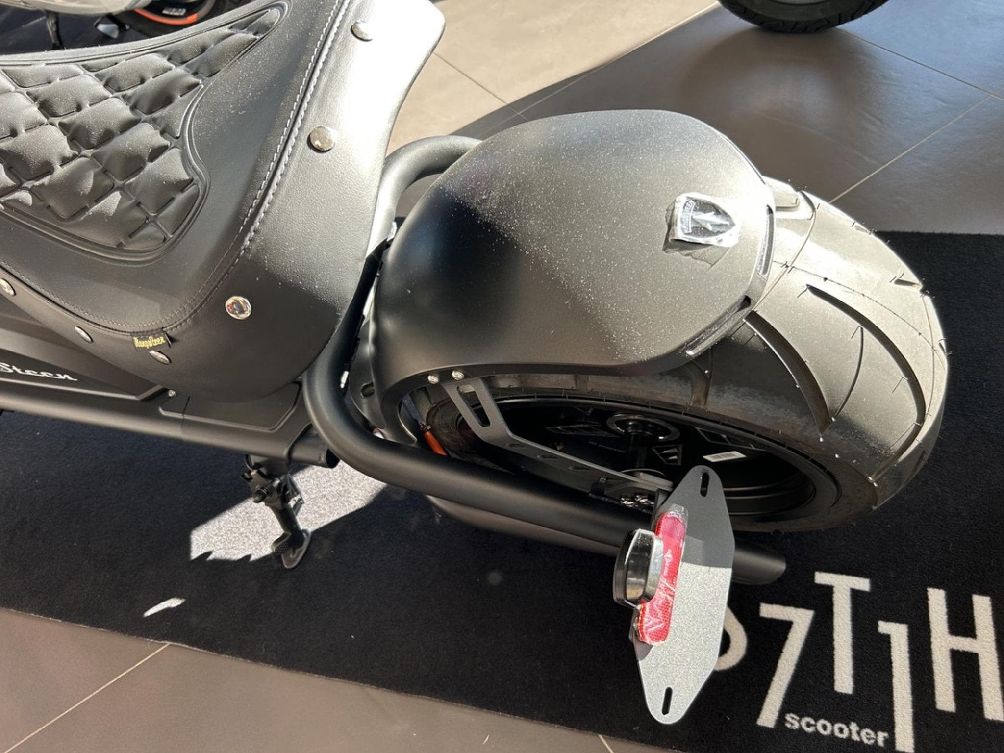 Mangosteen MP-1 E-Scooter (2026) - Photo 3