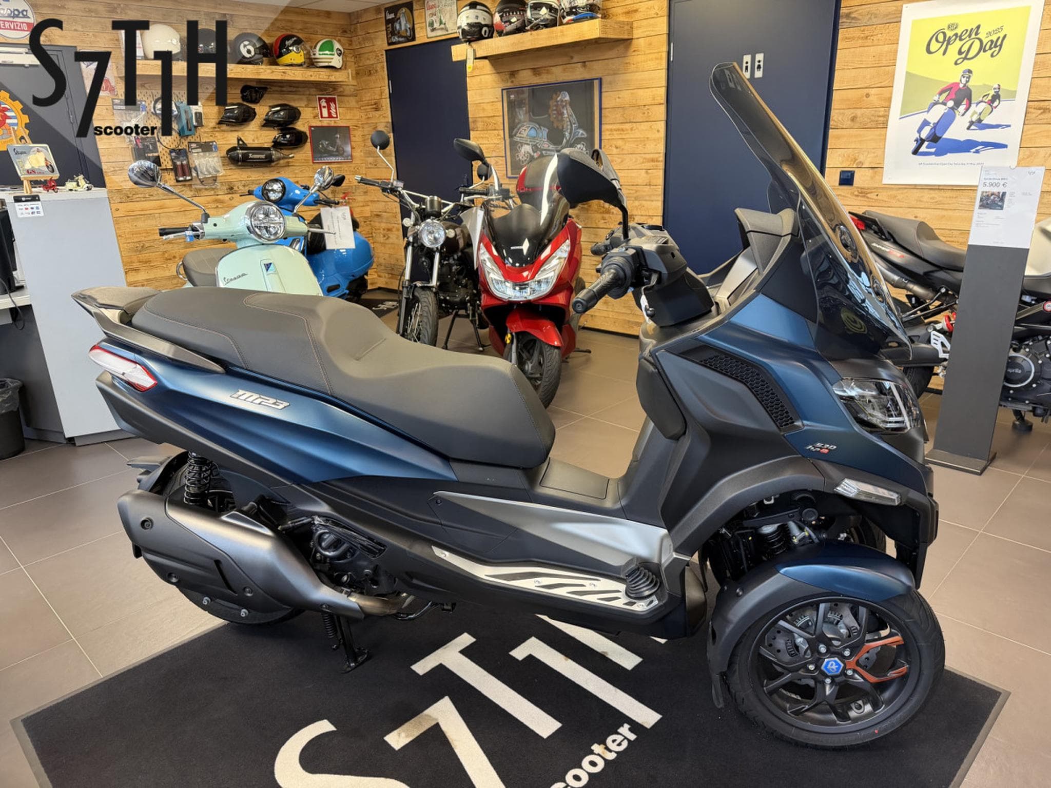 Piaggio MP3 (2026) - Photo 2