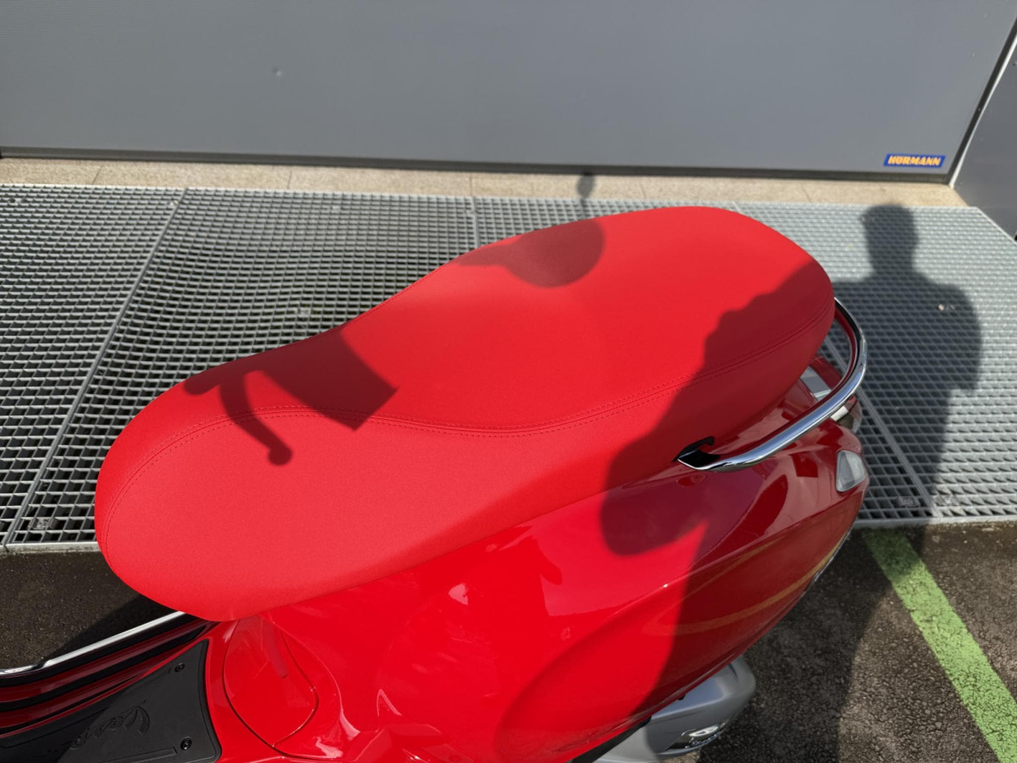 Vespa Primavera RED (2026) - Photo 2